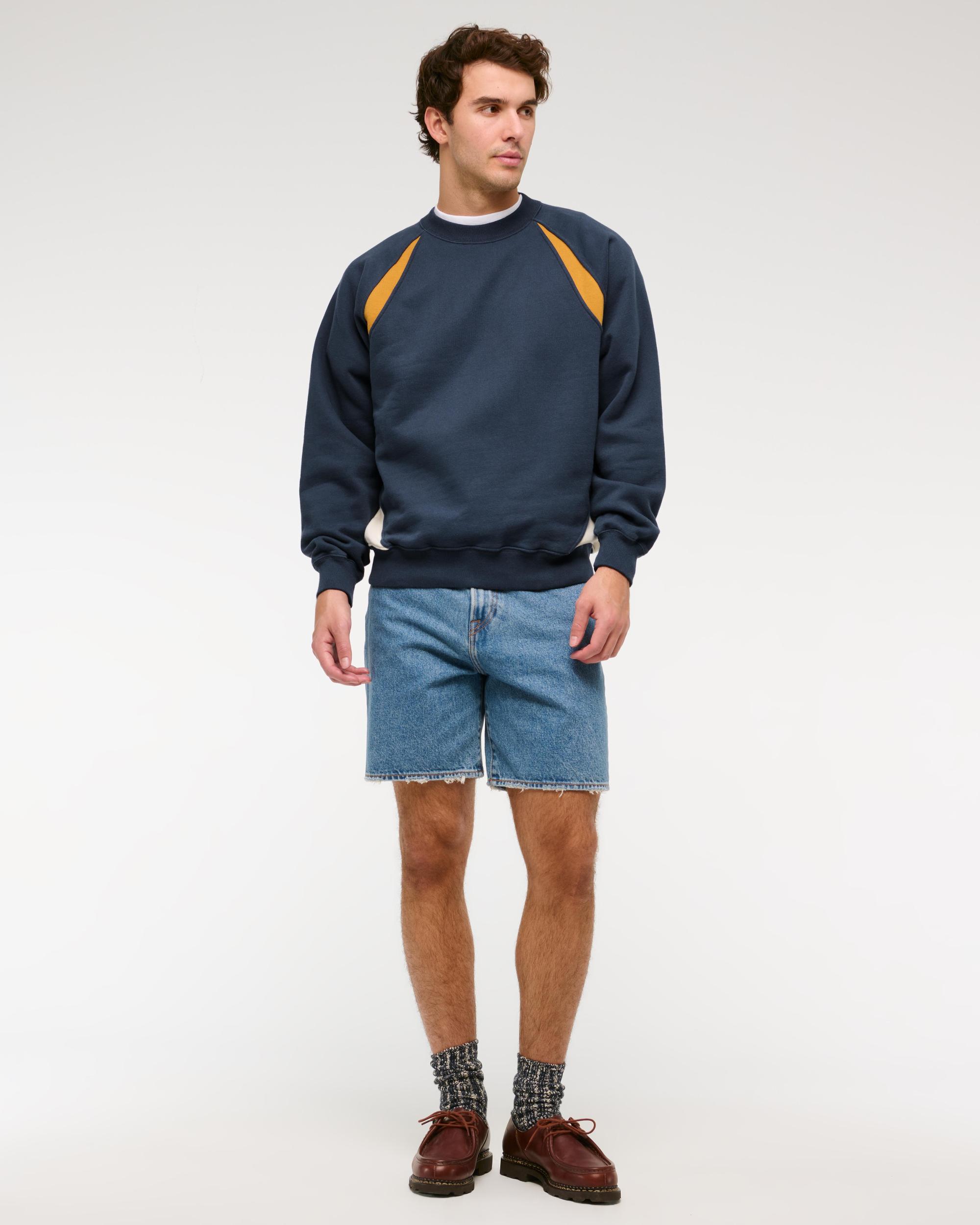 Essential Crew Sweatshirt Product Image