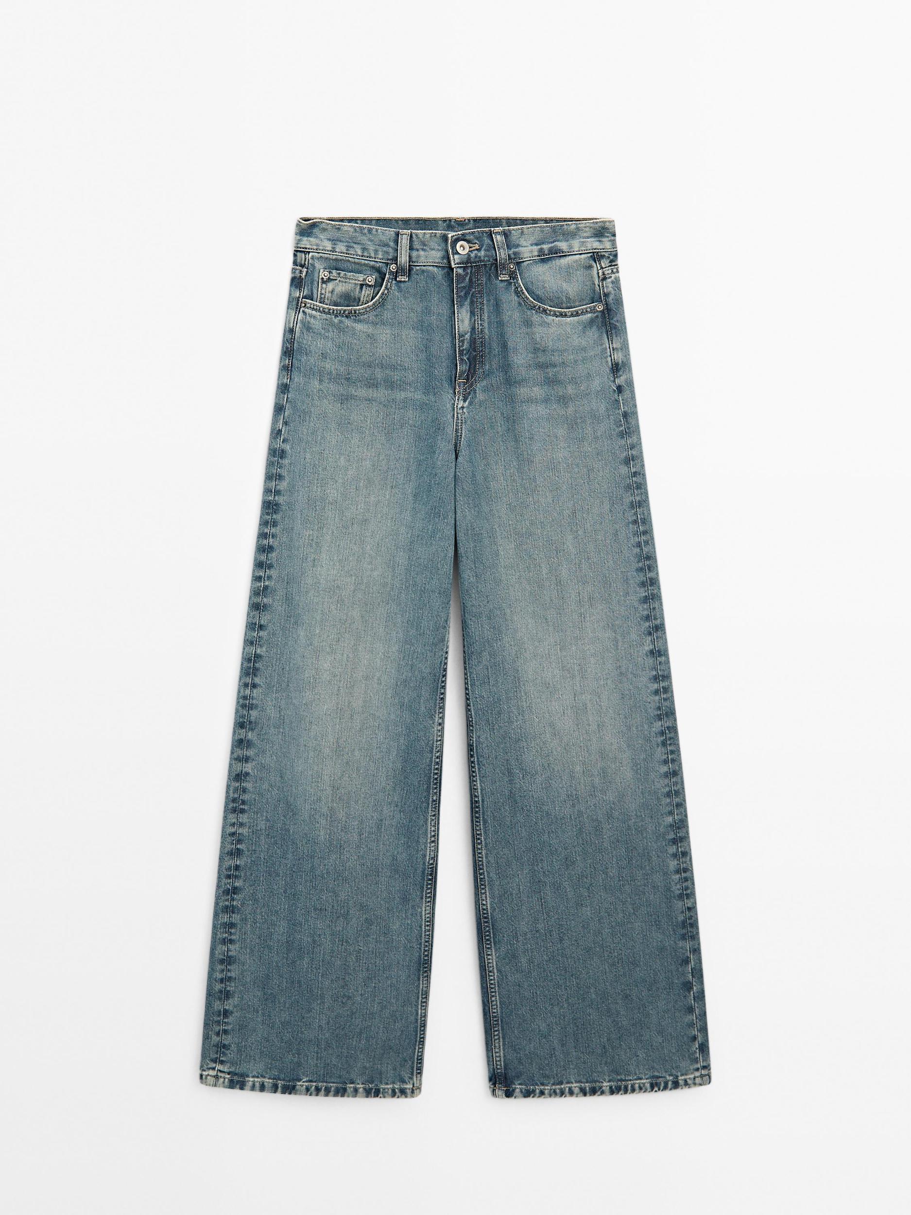 High-waist wide-leg jeans Product Image