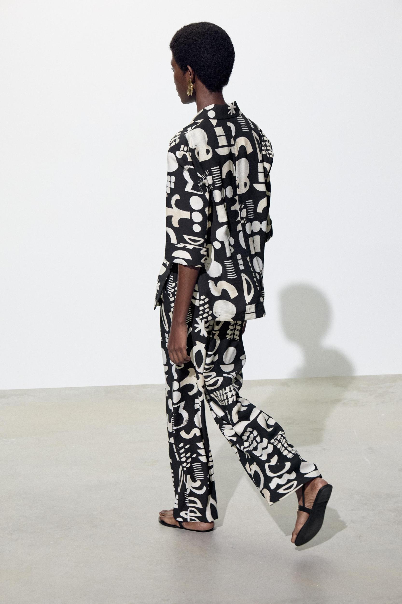 STRAIGHT LEG PANTS Product Image