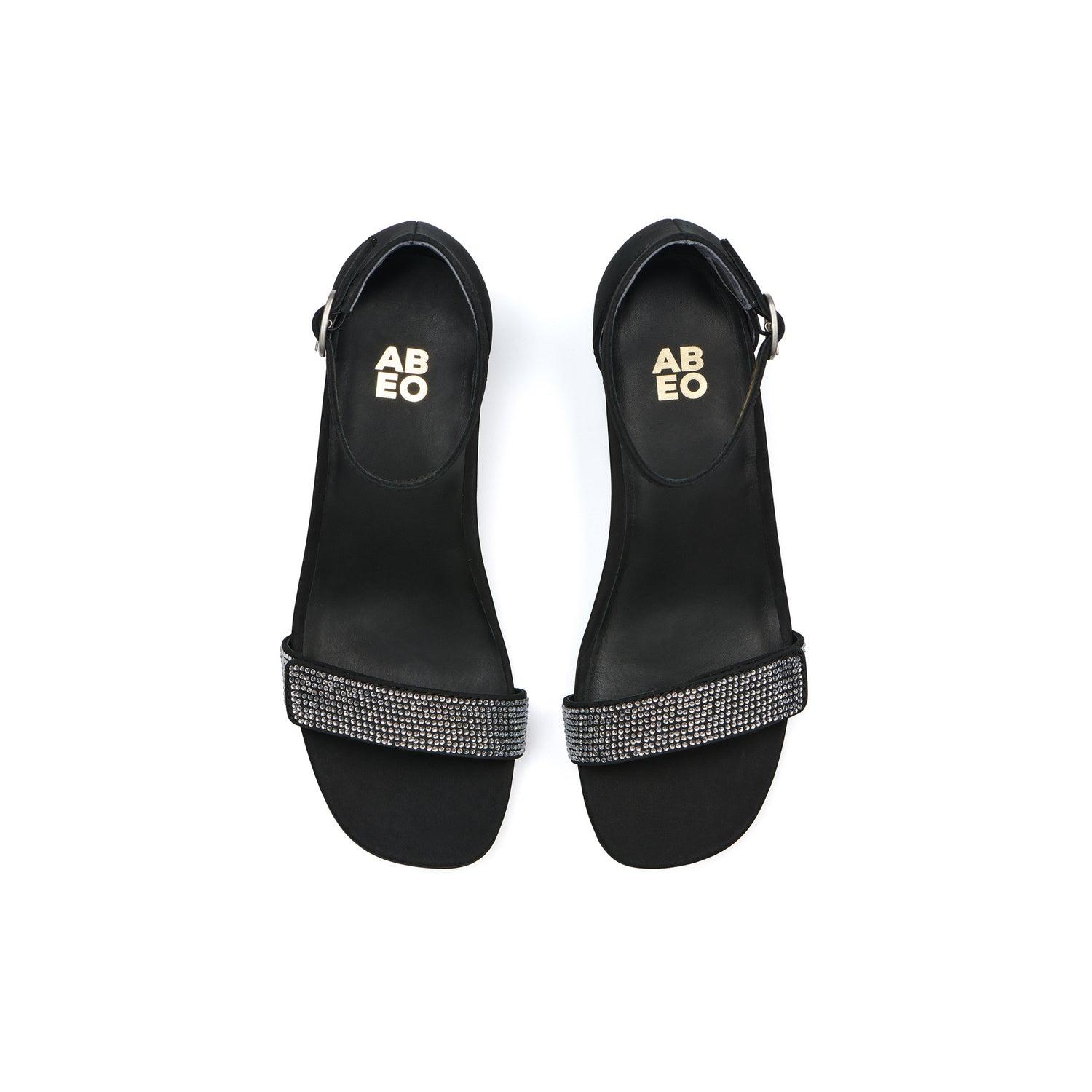 Avenue Strap Female Product Image