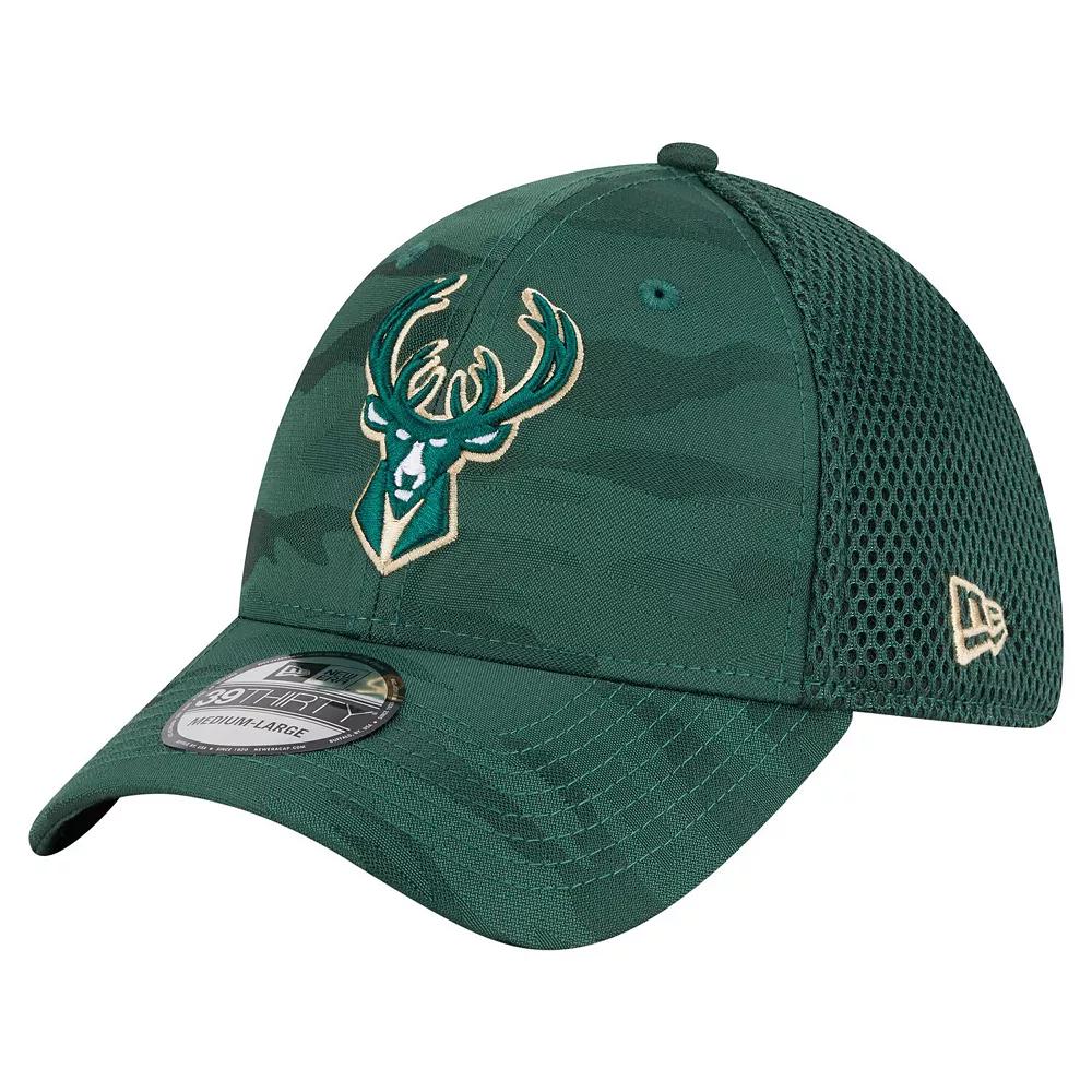 Men's New Era Hunter Green Milwaukee Bucks Subtle Camo 39THIRTY Flex Hat,  Product Image