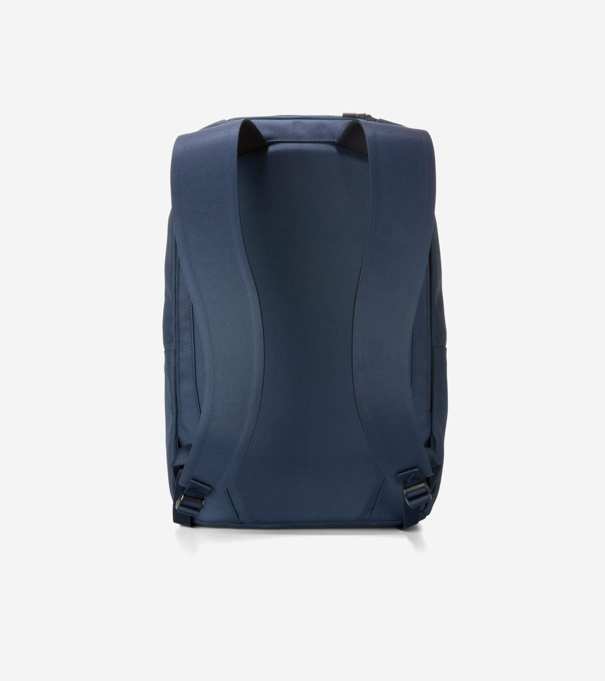 Men's Central Sling Bag Product Image