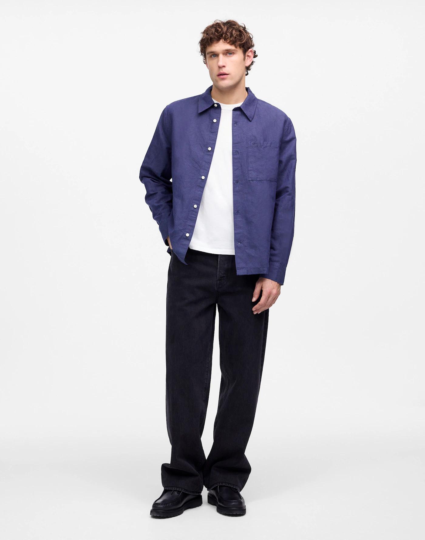 Button-Up Shirt in Cotton-Linen Blend Product Image