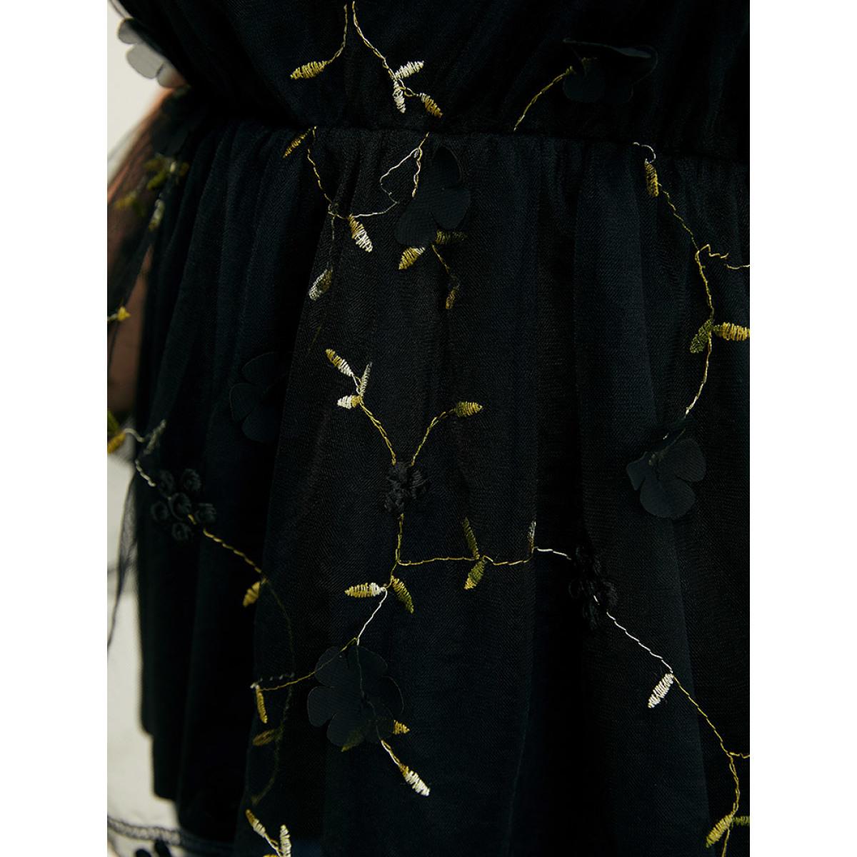 Plus Size BlackFlower Plant Embroidered Appliques Mesh Puff Sleeve Blouse Women Party Short sleeve Square Neck Going out Blouses BloomChic 12/L Product Image