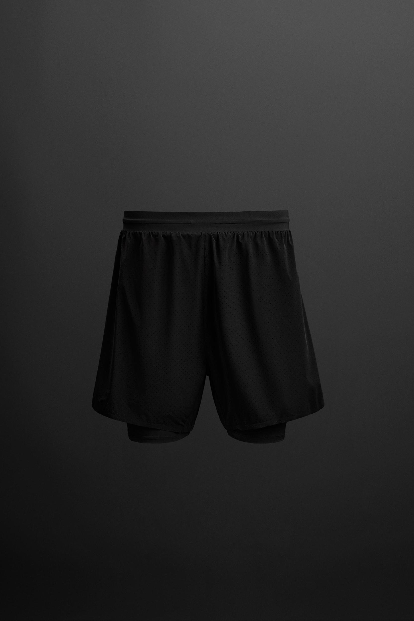 2-IN-1 PERFORATED SHORTS Product Image