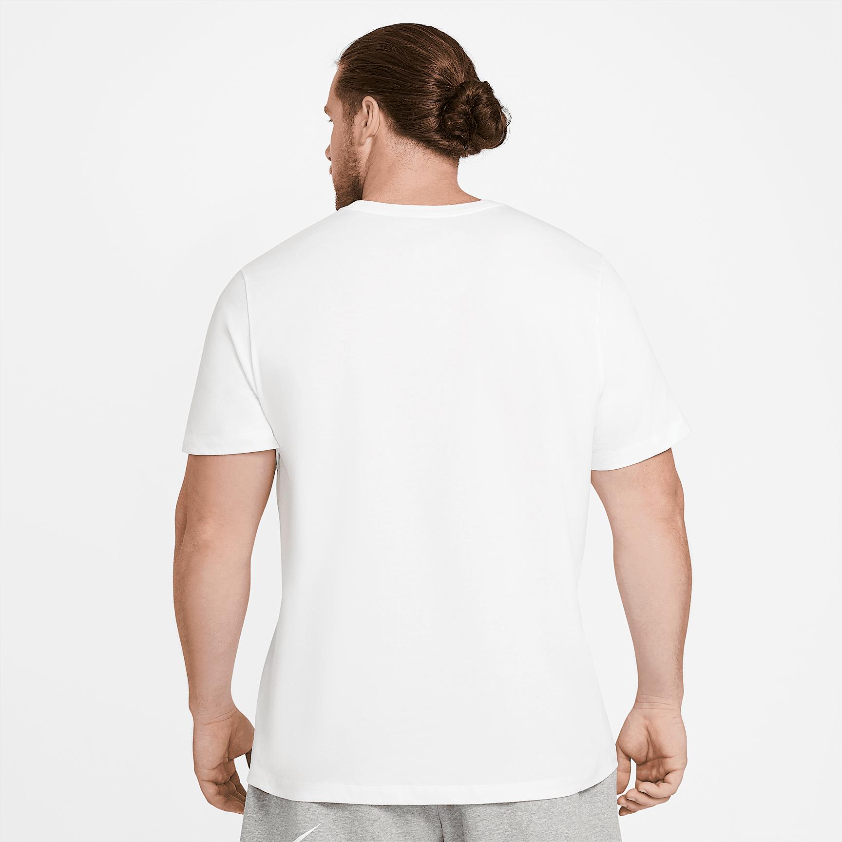 Mens Nike Sportswear Club T-Shirt | AR4997-101 Product Image
