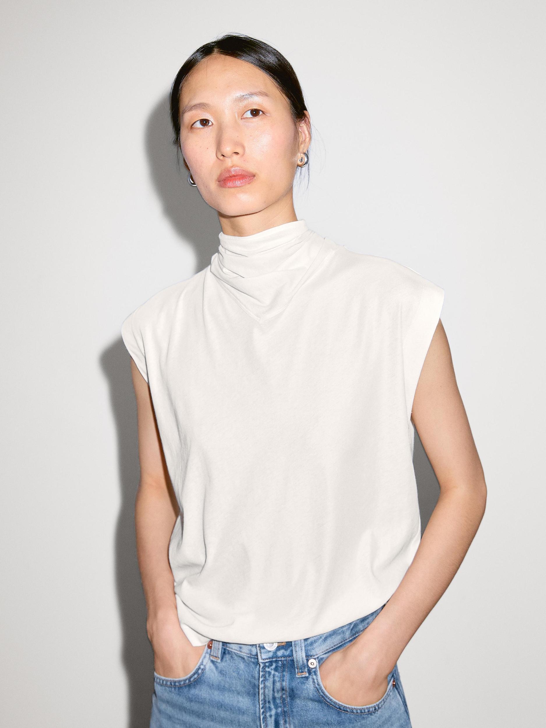 Top with tied neck detail Product Image