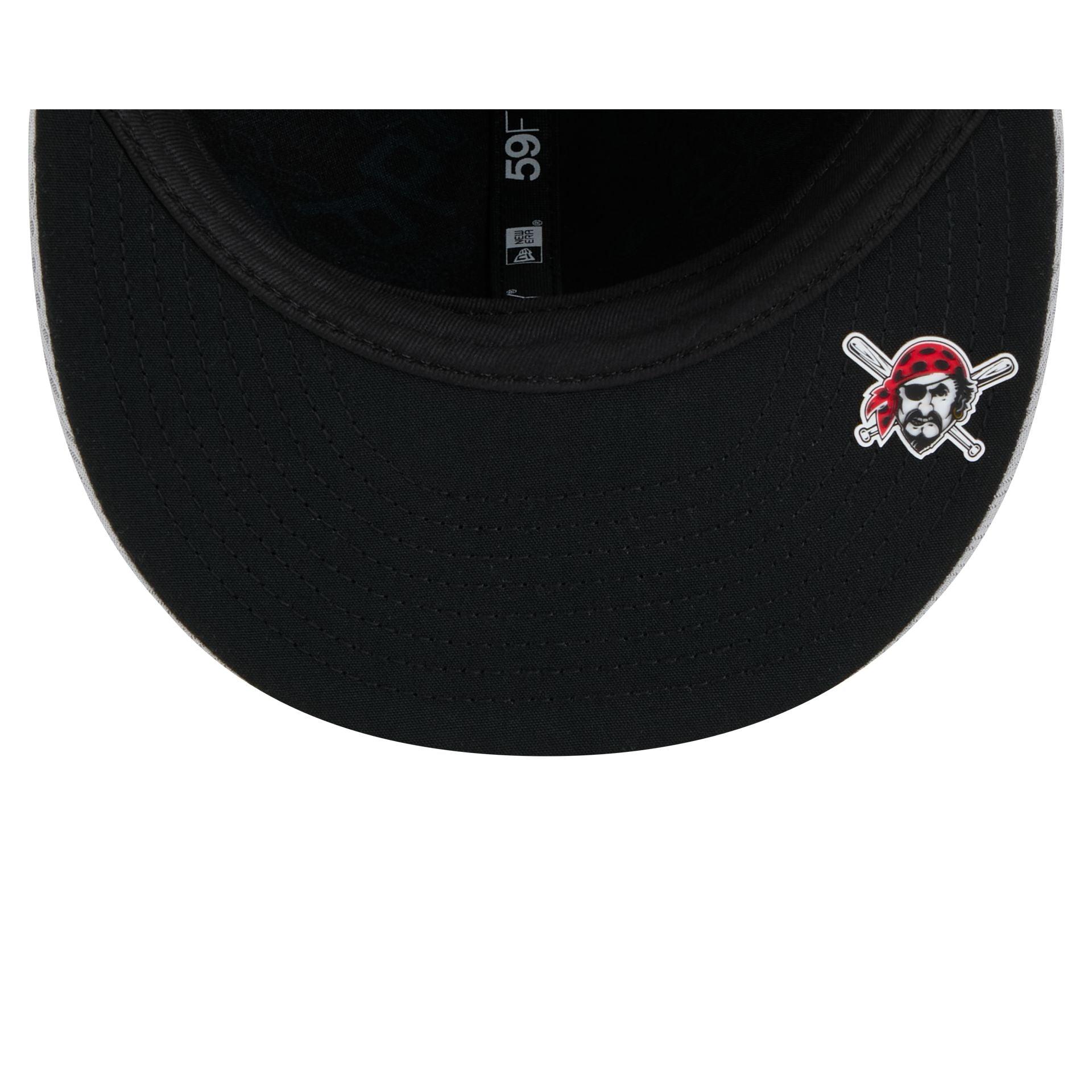 Pittsburgh Pirates 2025 Clubhouse Gray 59FIFTY Fitted Hat Male Product Image