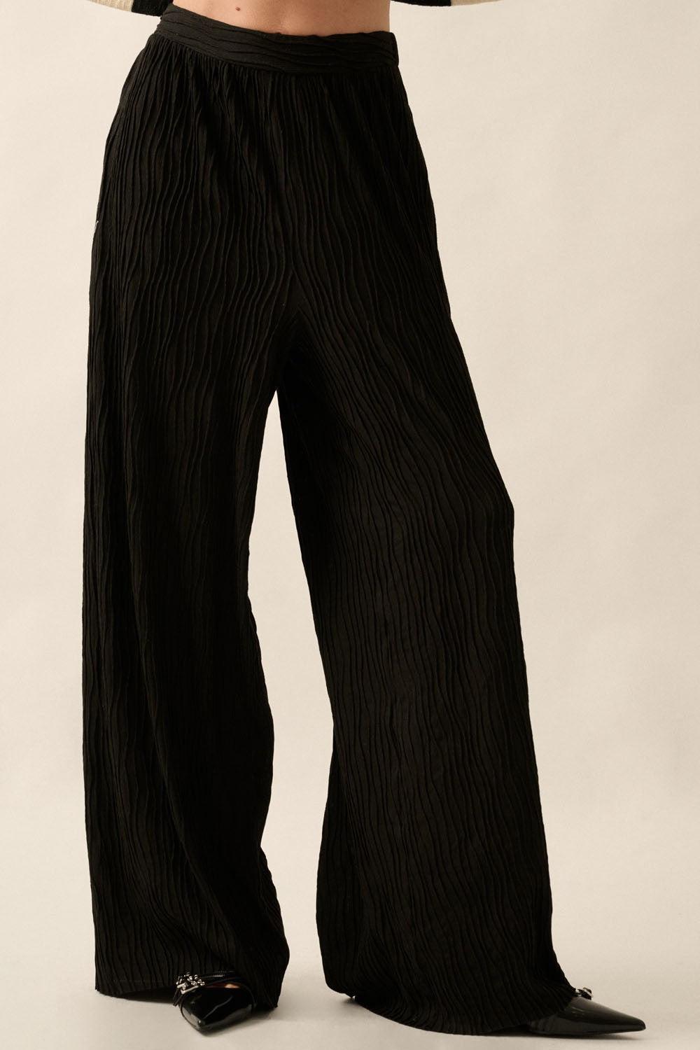 Wavy Texture Rib-Knit Wide-Leg Pants Product Image