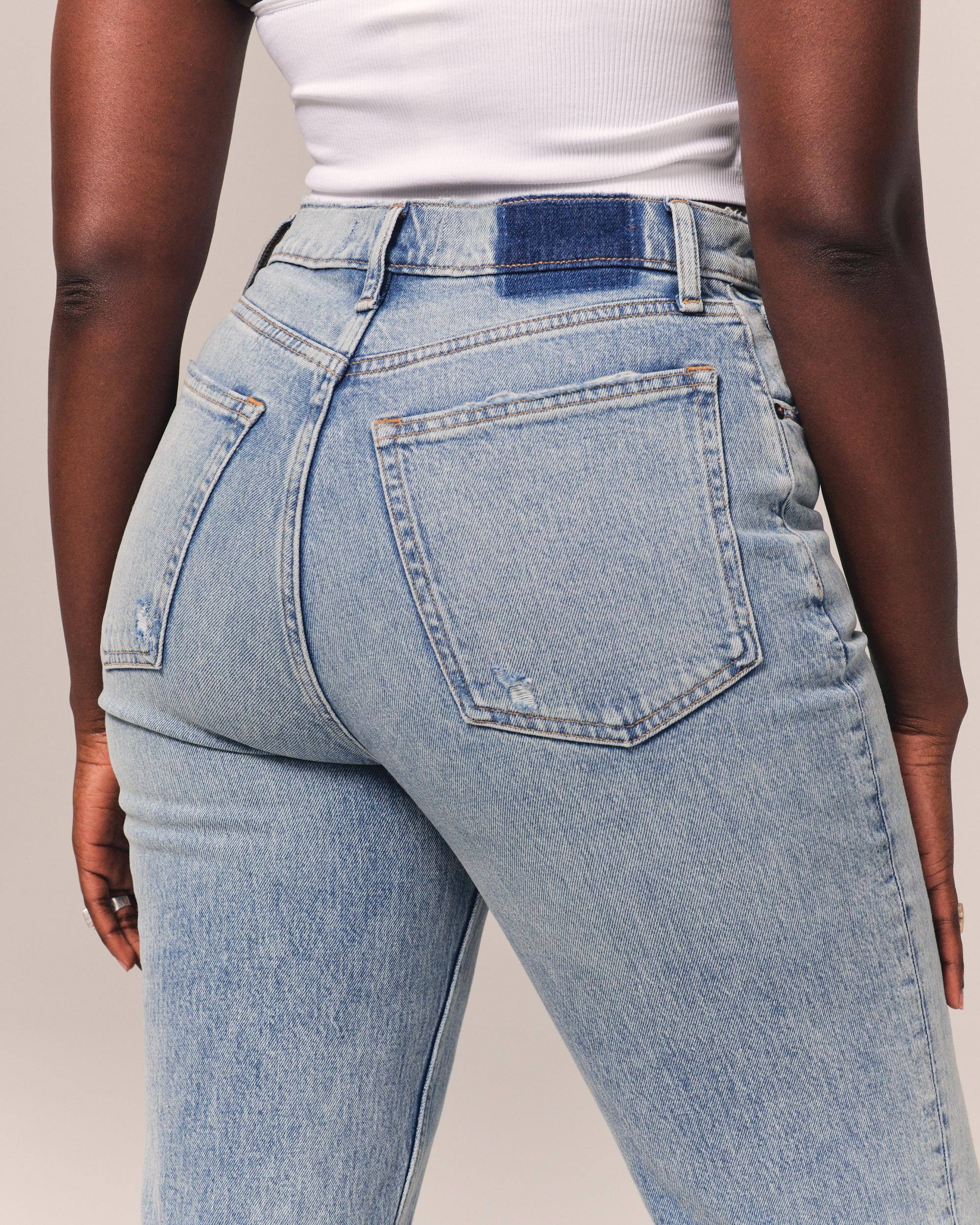 Curve Love Ultra High Rise 90s Straight Jean Product Image