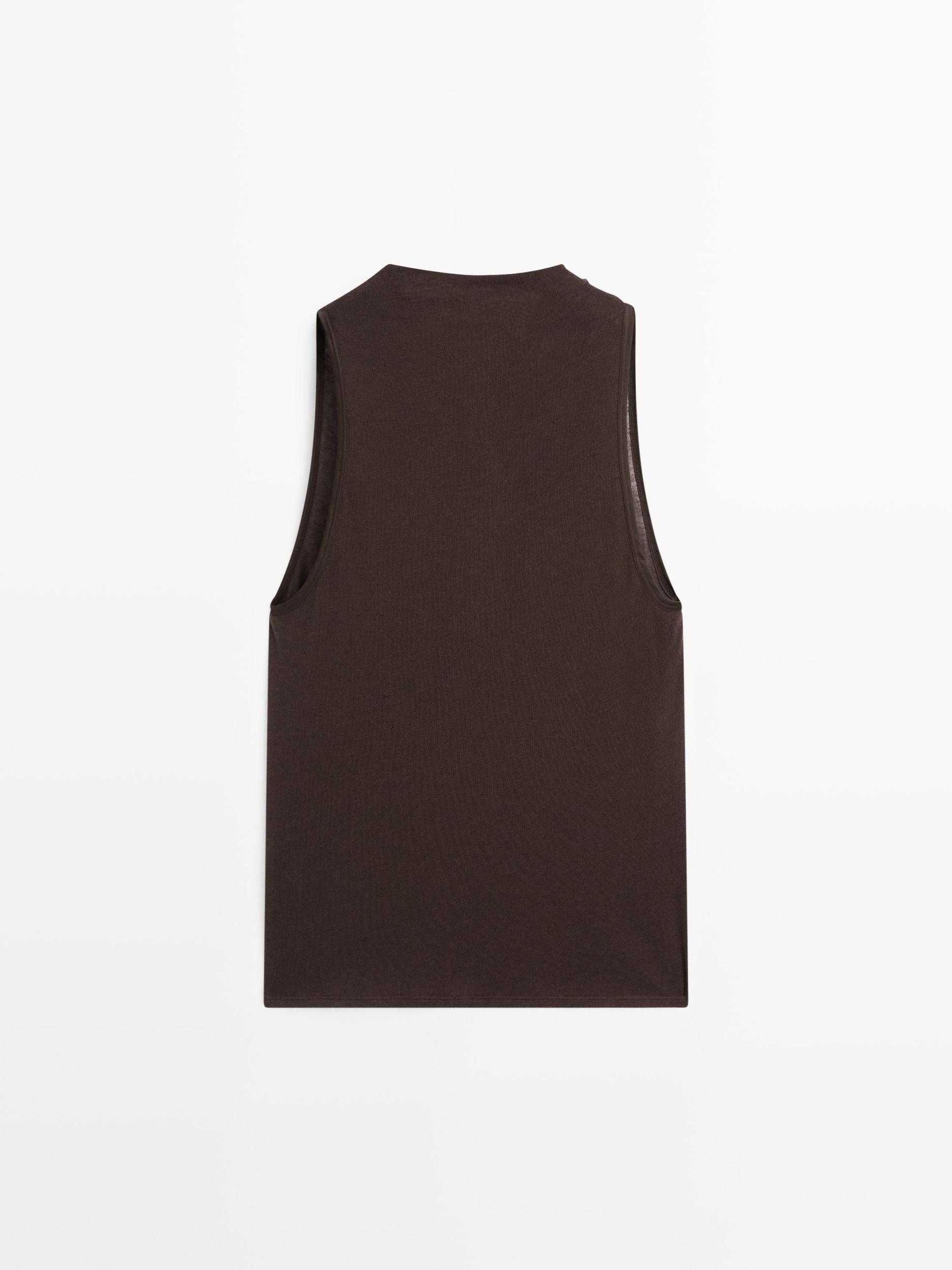 Sleeveless top with draped neckline Product Image