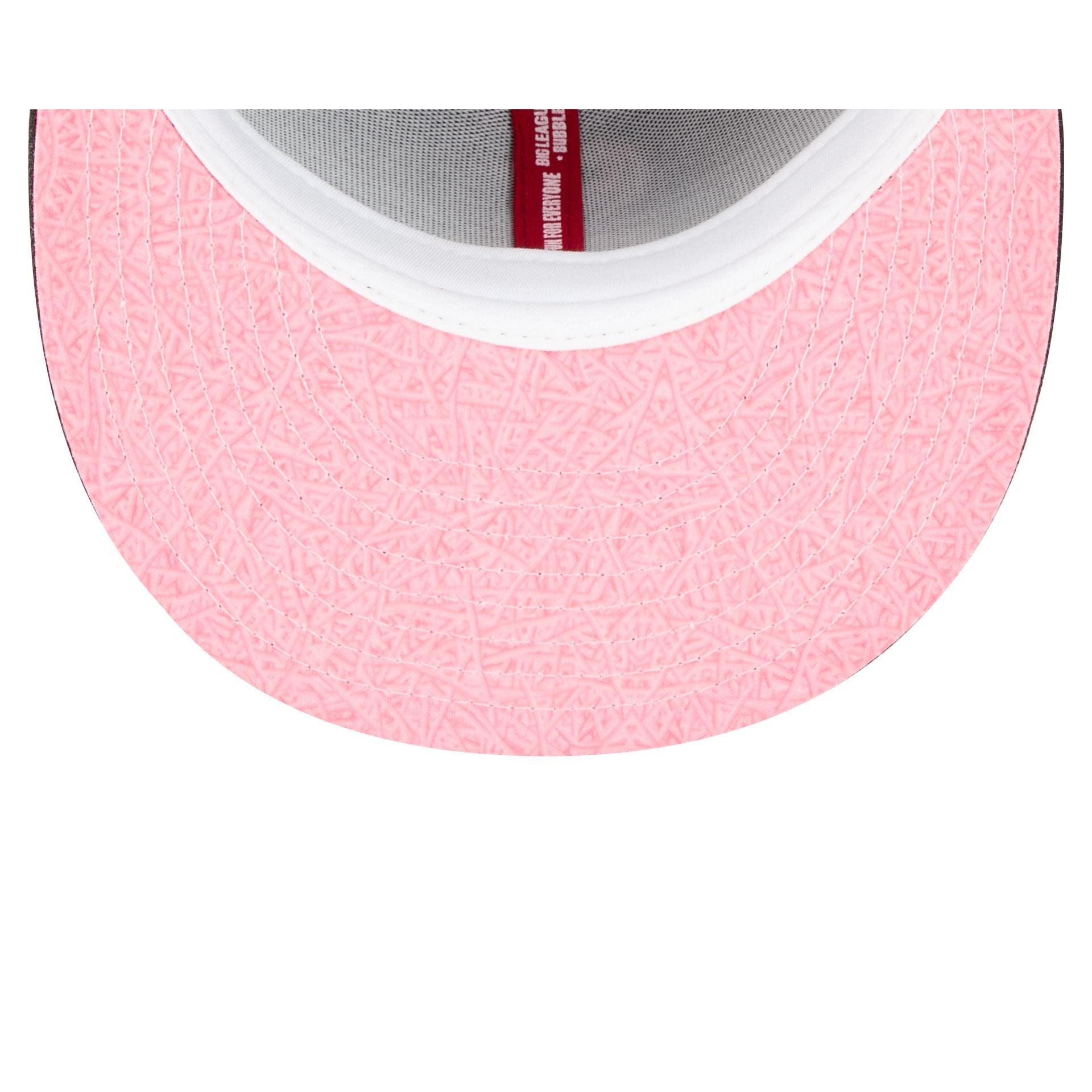 New York Knicks Satin Pin 9FIFTY Snapback Hat Male Product Image