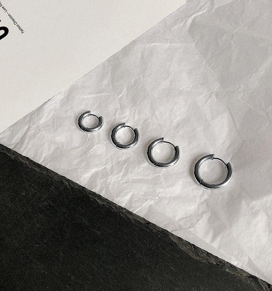 THICK HOOP RING EARRING Product Image