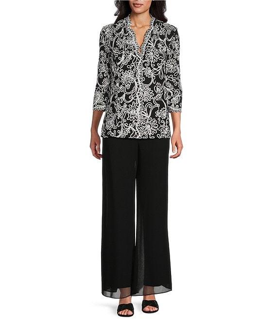 Alex Evenings Petite Size V-Neck Scalloped Lace Lined Embroidered Top Product Image