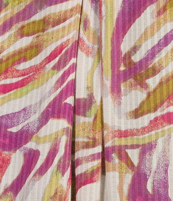 Intro Plus Size Woven Cattleya Split V-Neck 3/4 Roll-Tab Sleeve Button Front Shirt Product Image