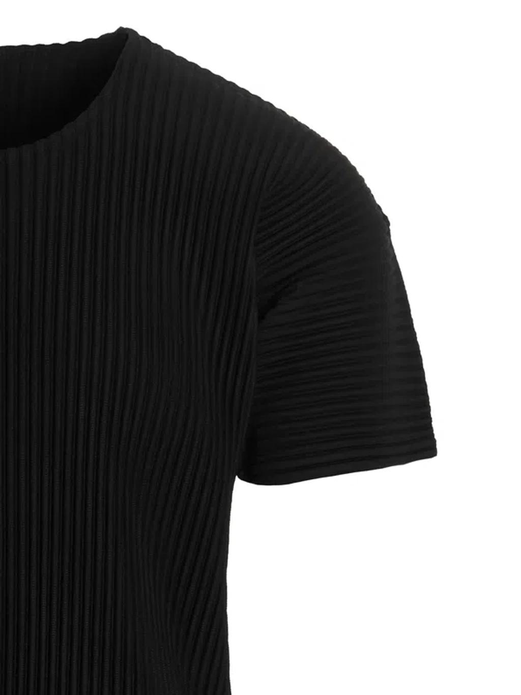 ISSEY MIYAKE Ribbed Crew Neck Short Sleeve T-shirt In Black Product Image