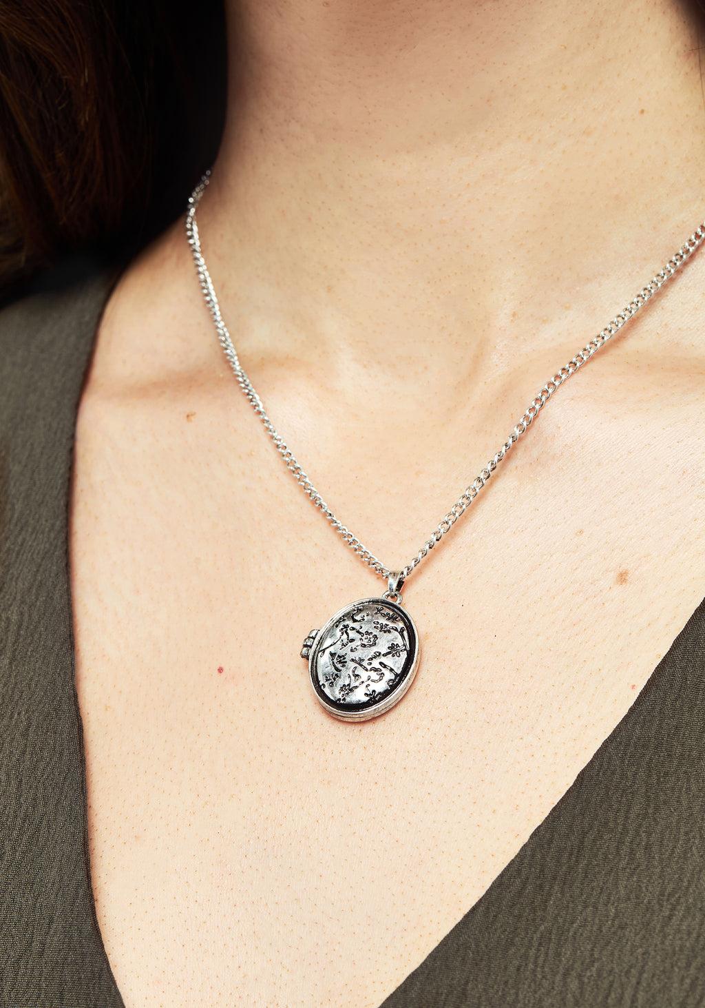 Cerelia Etched Locket Necklace Product Image