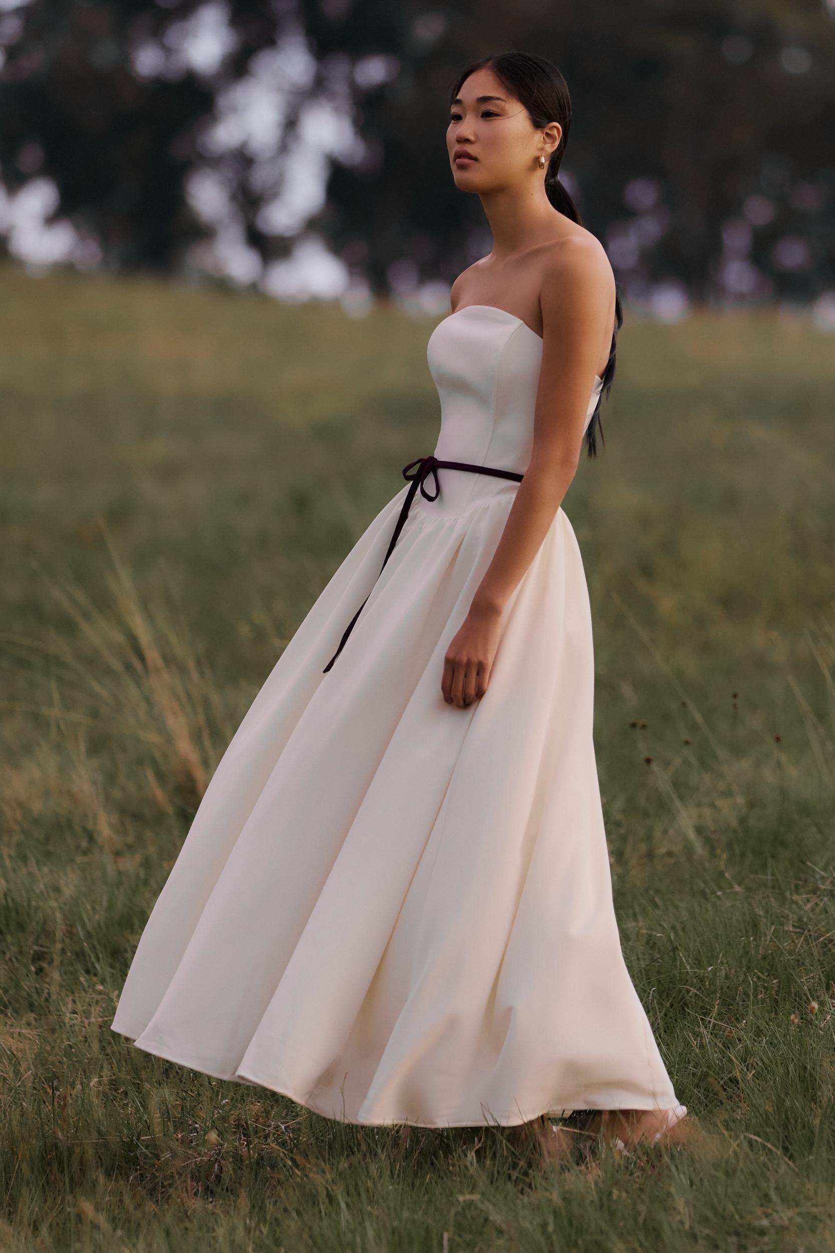 Penny Strapless Contrast Midi Dress - Ivory & Burgundy Product Image