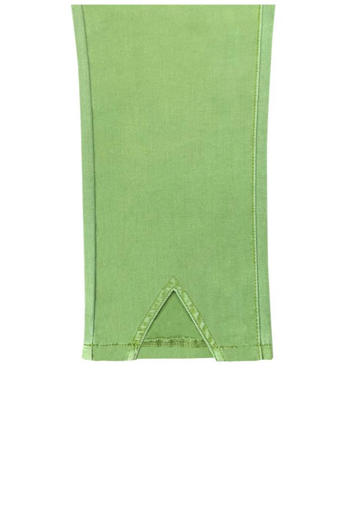 The V-Cut Bottom Crop - Daringly Product Image