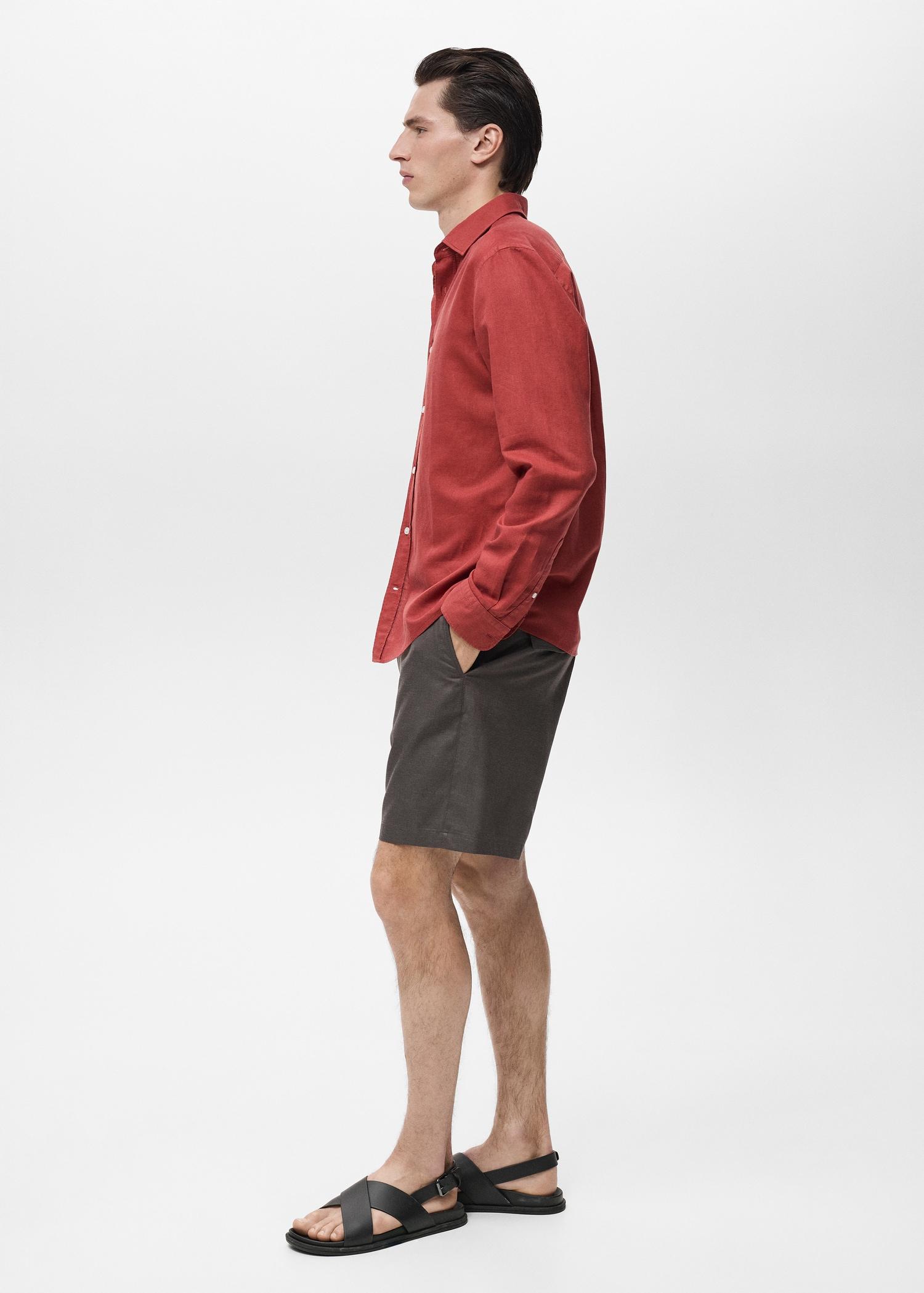 Straight fluid bermuda shorts - Men | MANGO USA Product Image