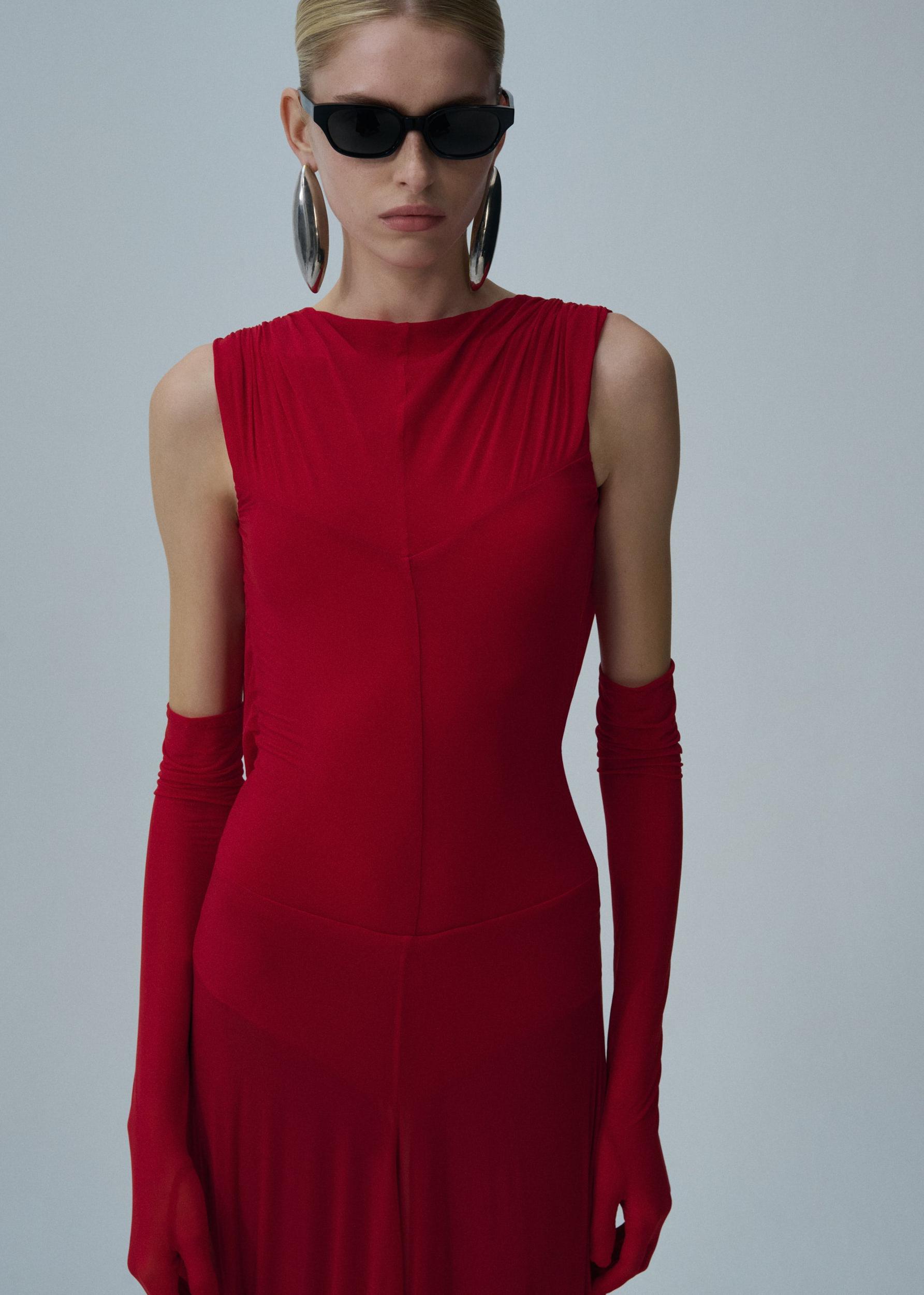 Mesh gloves in red Product Image