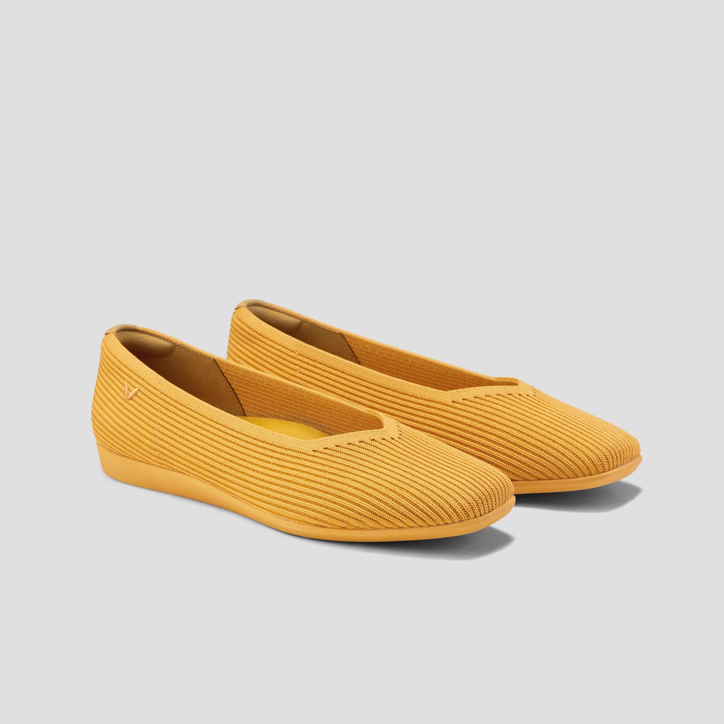 Lightweight Square-Toe V-Cut Flats (Margot Walker) Product Image