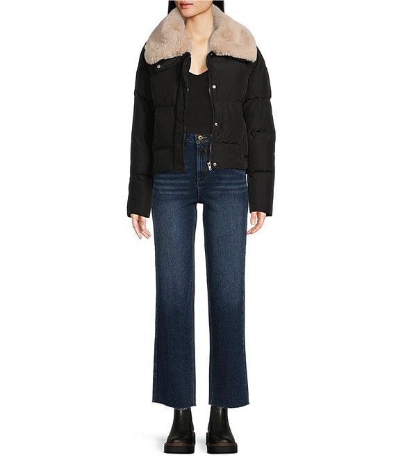 A Loves A V-Neck Short Sleeve Shirttail Hem Knit Shirt Product Image