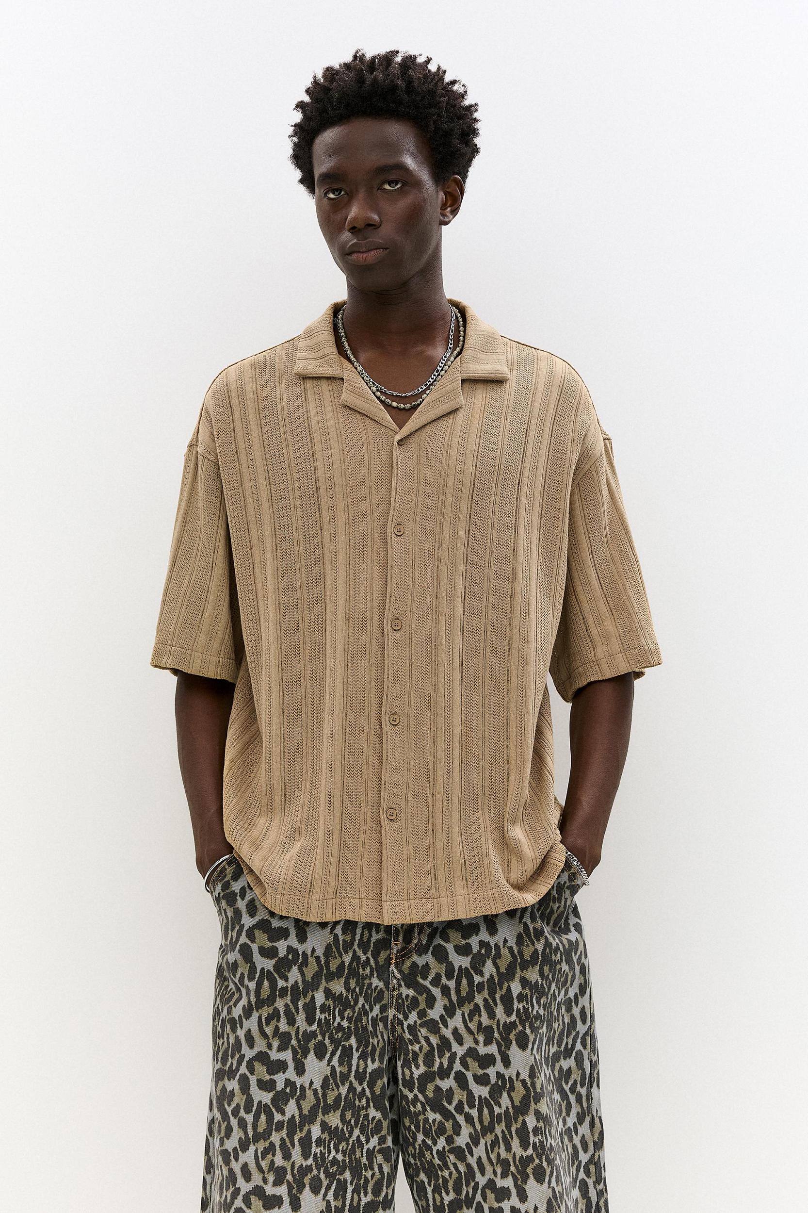 Short sleeve shirt Product Image