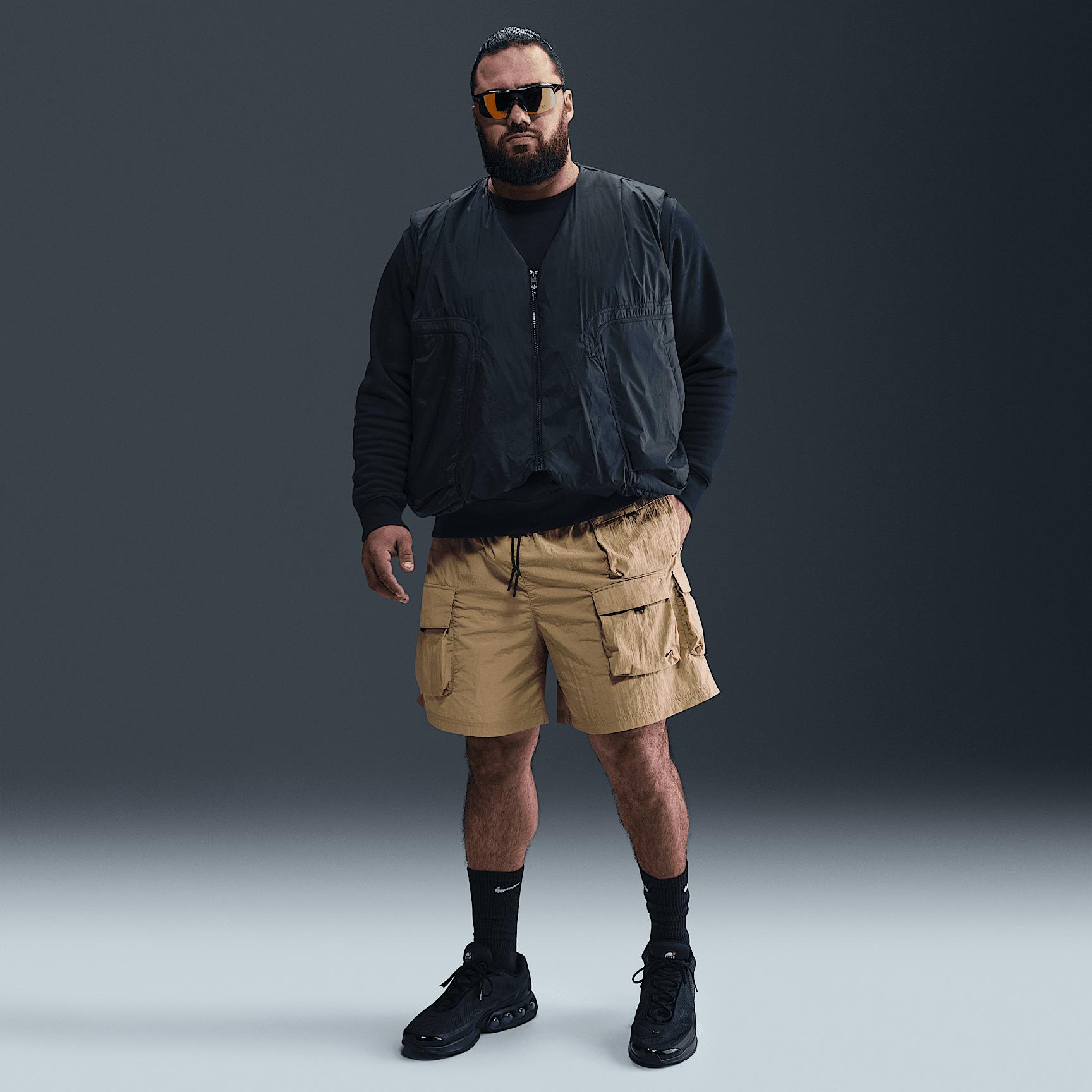 Nike Mens Tech Woven Cargo Shorts | HJ0677-297 Product Image