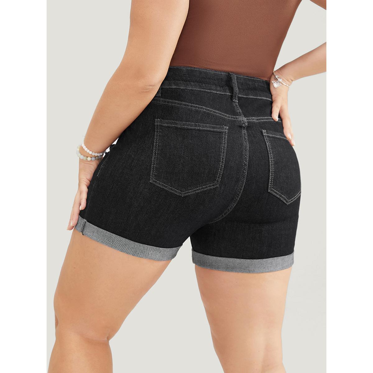 Plus Size Skinny Very Stretchy Dark Wash Cuffed Hem Denim Shorts Women Black High stretch Dailywear Pocket Casual Denim Shorts BloomChic 10/M Product Image