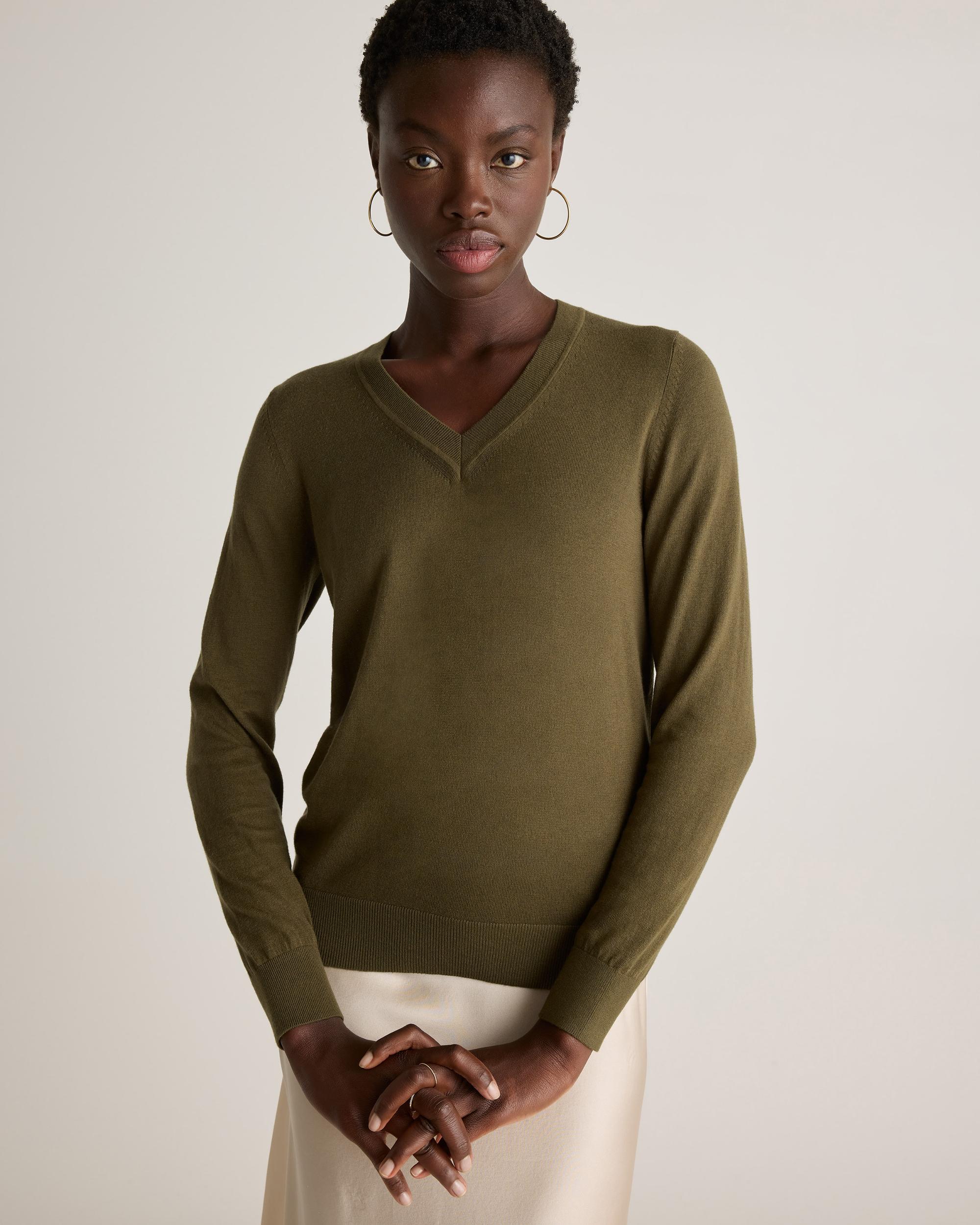 Quince | Women's Lightweight Cotton Cashmere V-Neck Sweater Organic Cotton Product Image