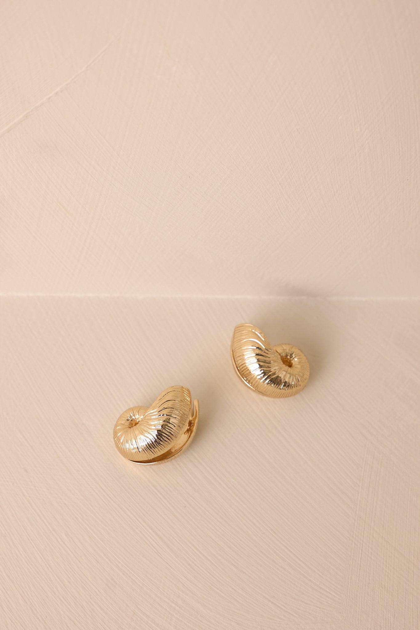 To The Sea And Back Gold Spiral Seashell Earrings Product Image