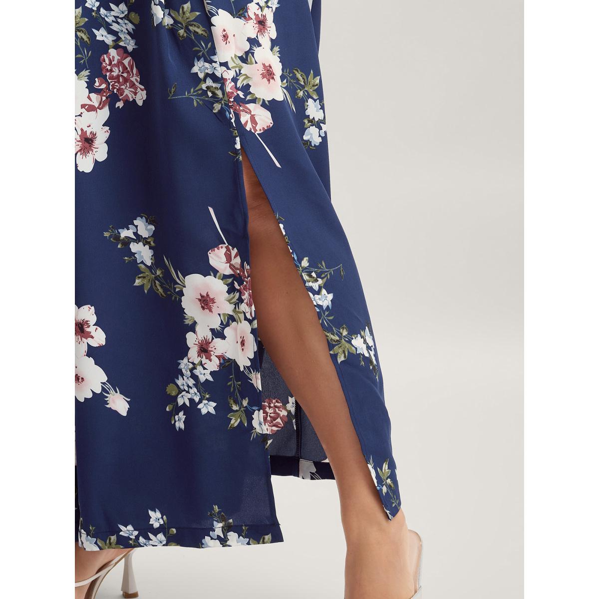 Plus Size Large Floral Print Wide-Leg Pants Women Indigo Romantic Loose Mid Rise Elegant Pants BloomChic 22-24/3X Product Image