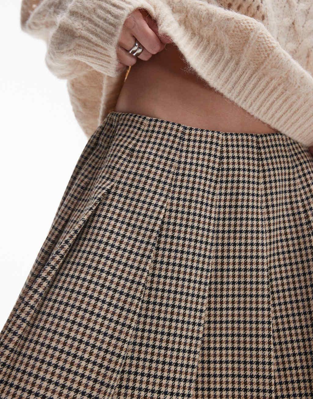 Topshop low rise pleated mini skirt in houndstooth check Product Image
