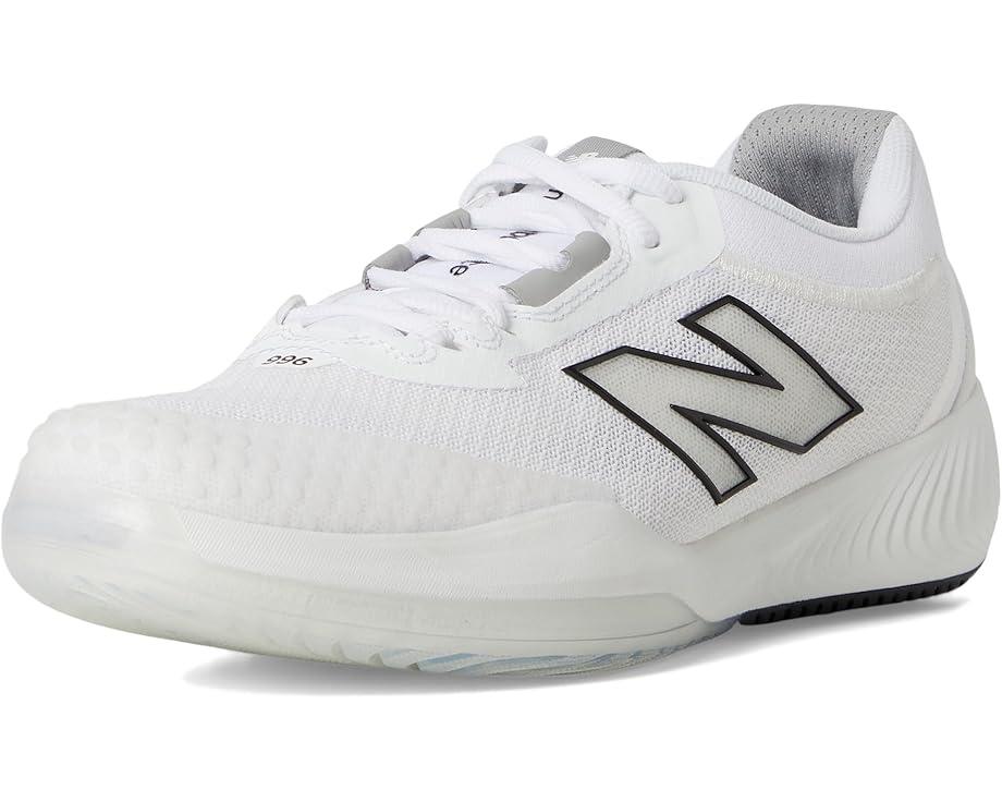 696v6 Tennis Shoes Product Image