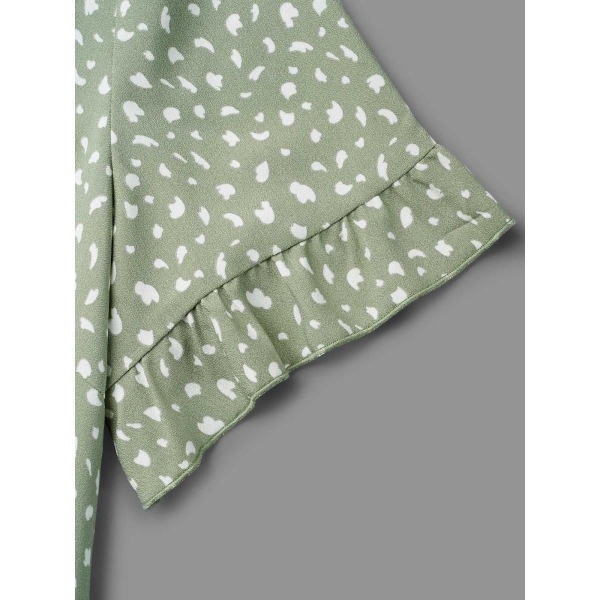 Plus Size Greenbean Ruffled Edges Pleated Floral Shirt Women Elegant Short sleeve Round Neck Everyday Blouses BloomChic 22-24/3X Product Image