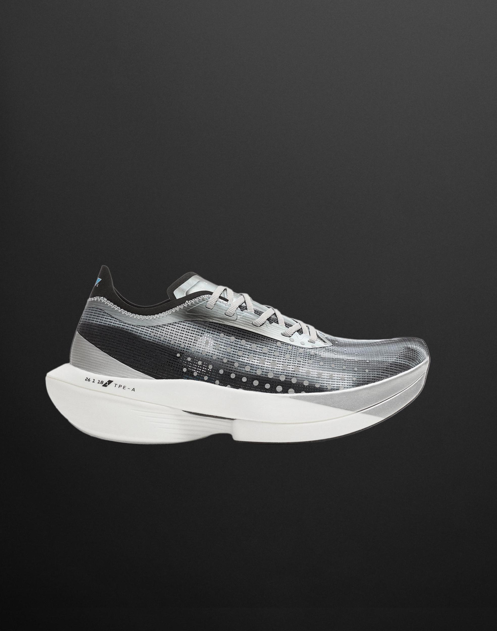 LONG DISTANCE RUNNING SNEAKERS Product Image