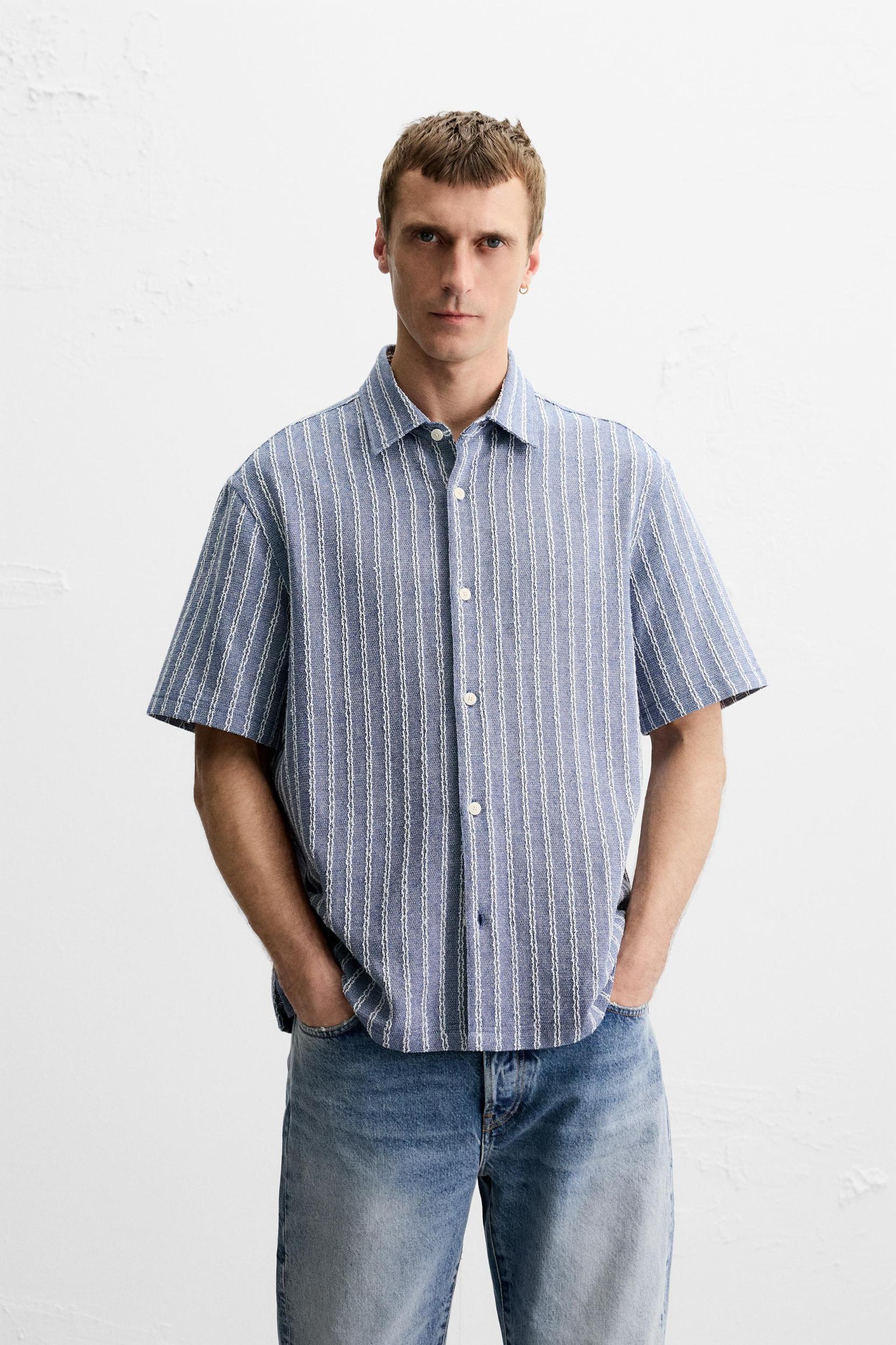 STRIPED JACQUARD SHIRT Product Image