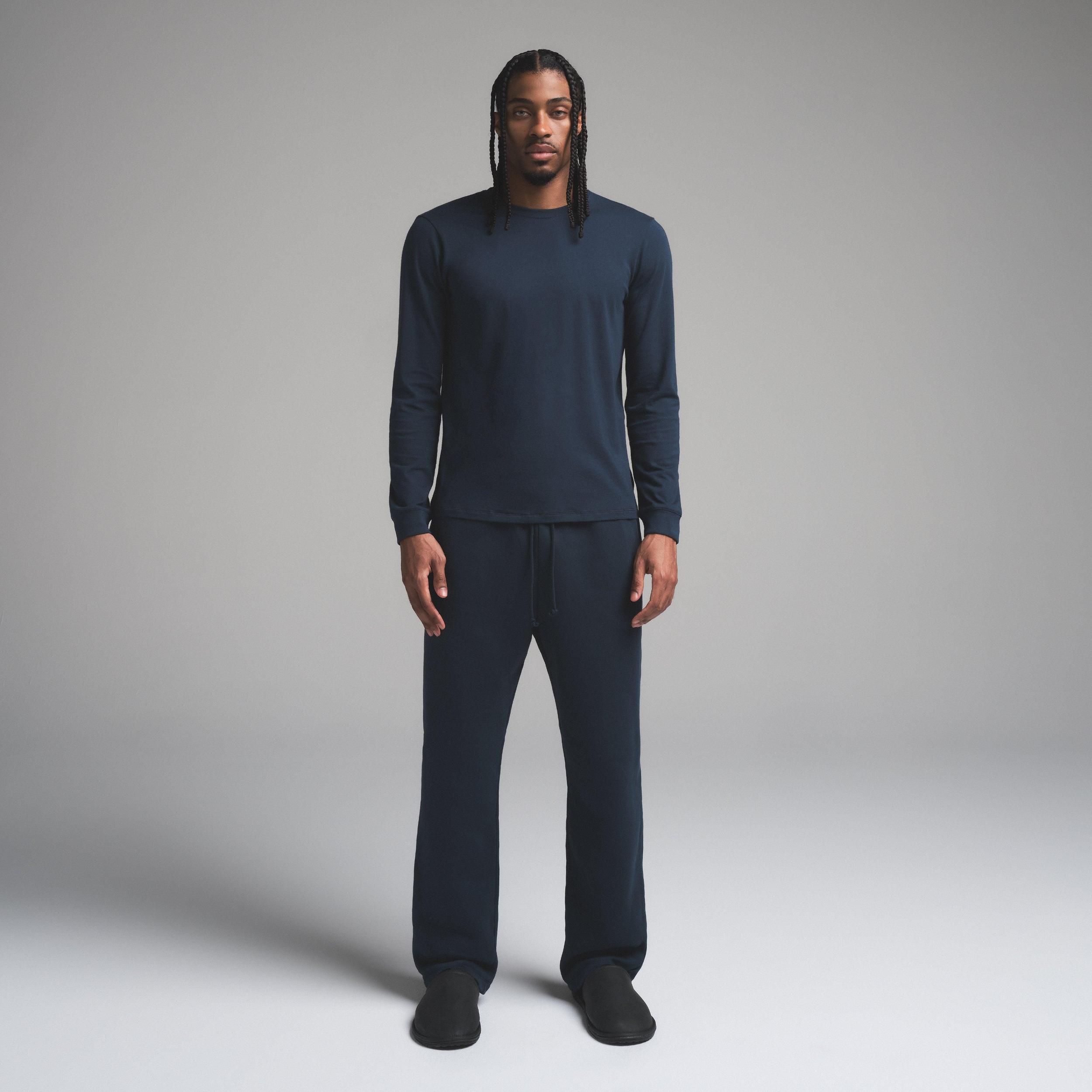 SKIMS COTTON MENS CLASSIC LONG SLEEVE T-SHIRT | NAVY Product Image