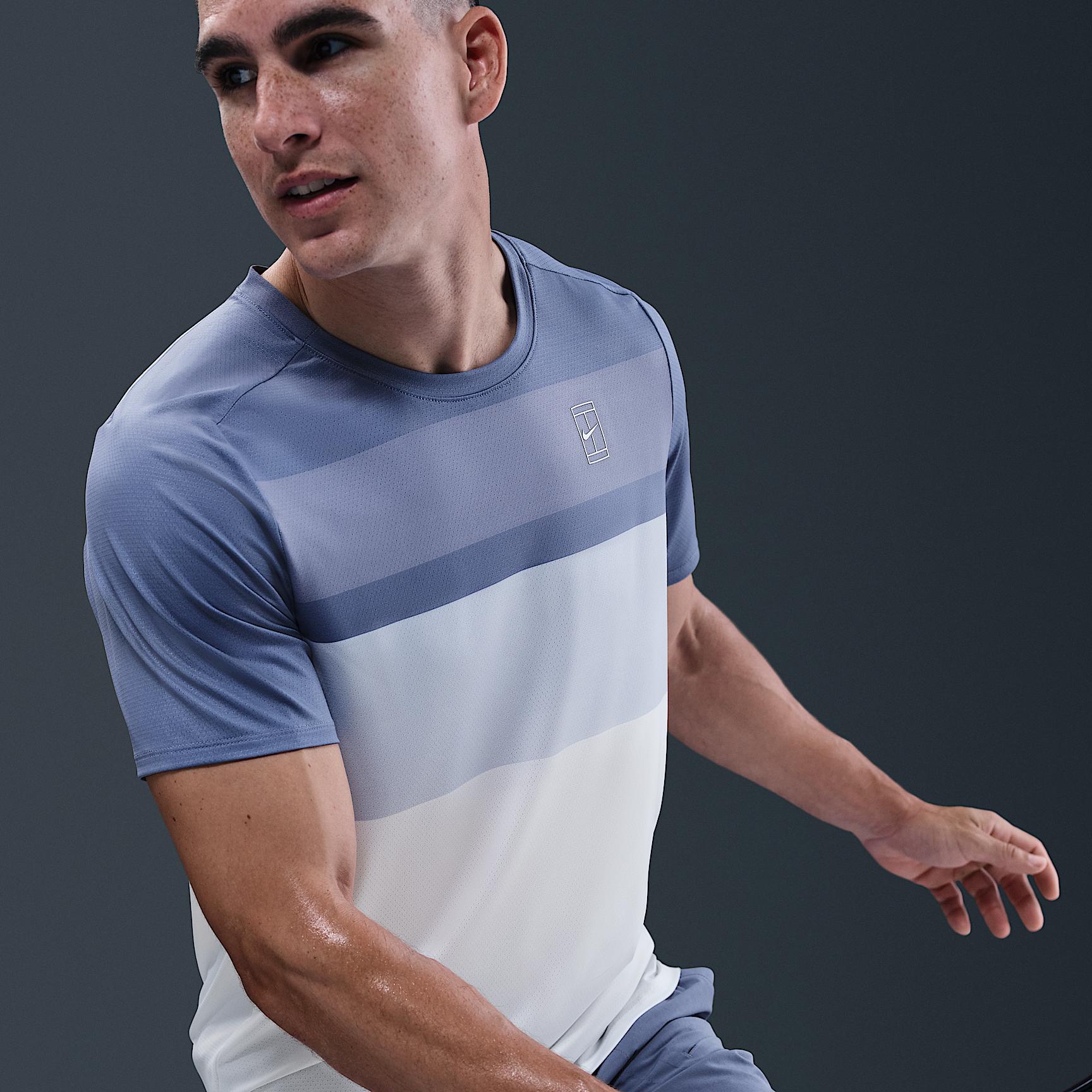 NikeCourt Advantage Men's Tennis Top Product Image