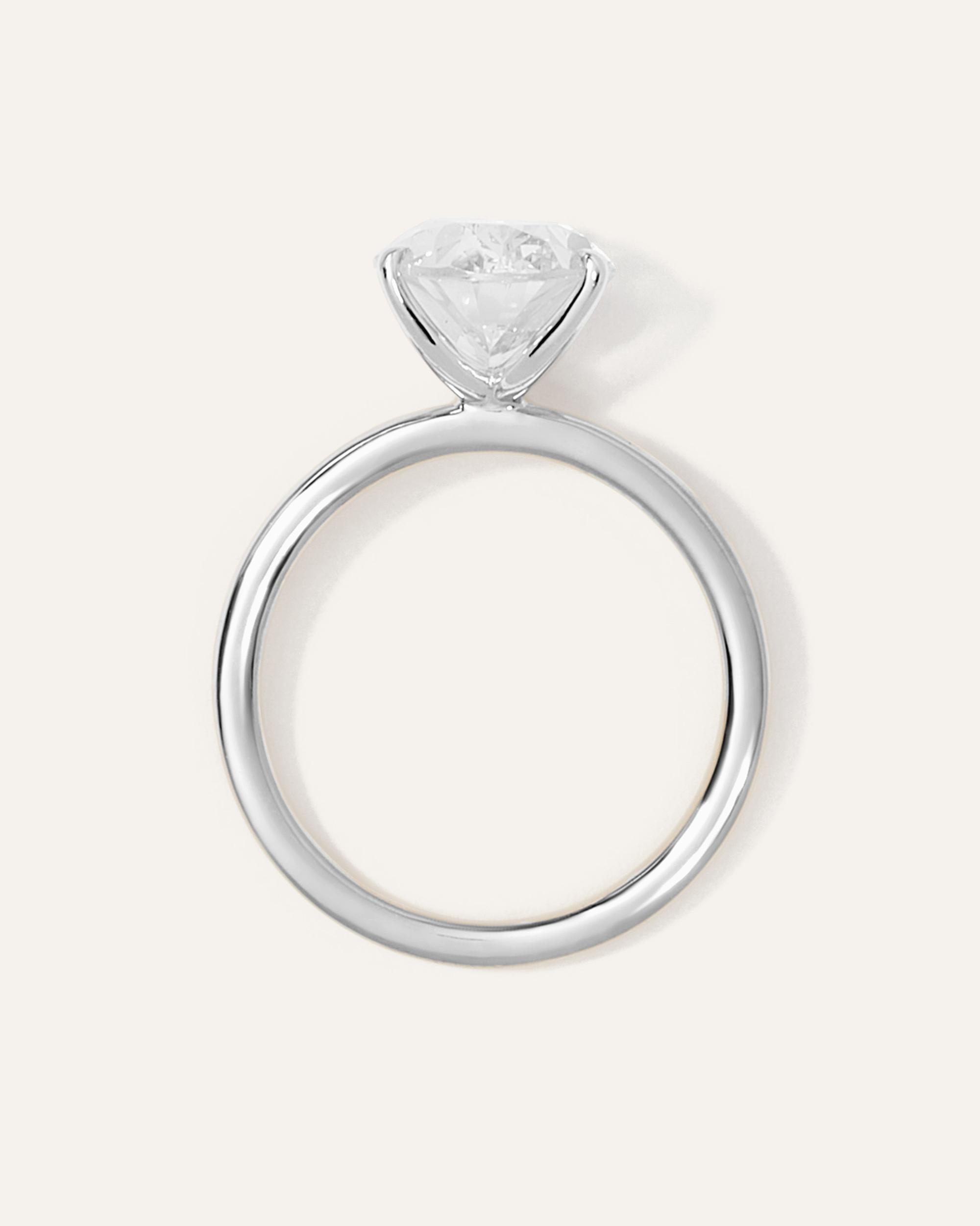 Quince | Women's Lab Grown Diamond Oval Comfort Fit Engagement Ring Product Image