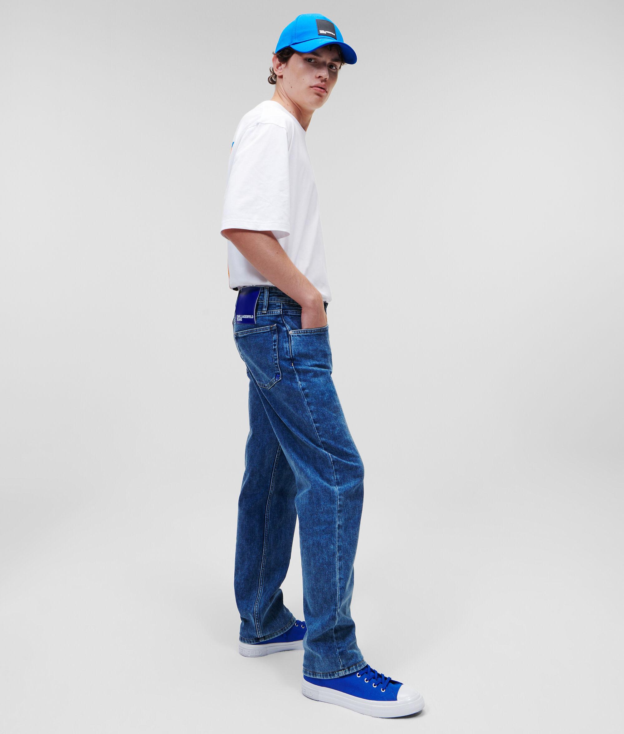 STRAIGHT JEANS Product Image