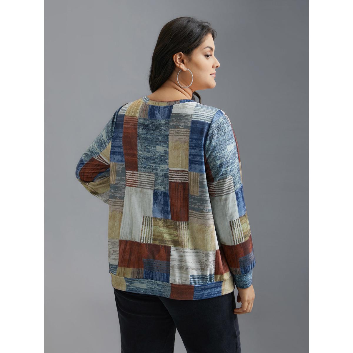 Plus Size Geometric Print Round Neck Sweatshirt Women Multicolor Casual Non Round Neck Everyday Sweatshirts BloomChic 12/L Product Image