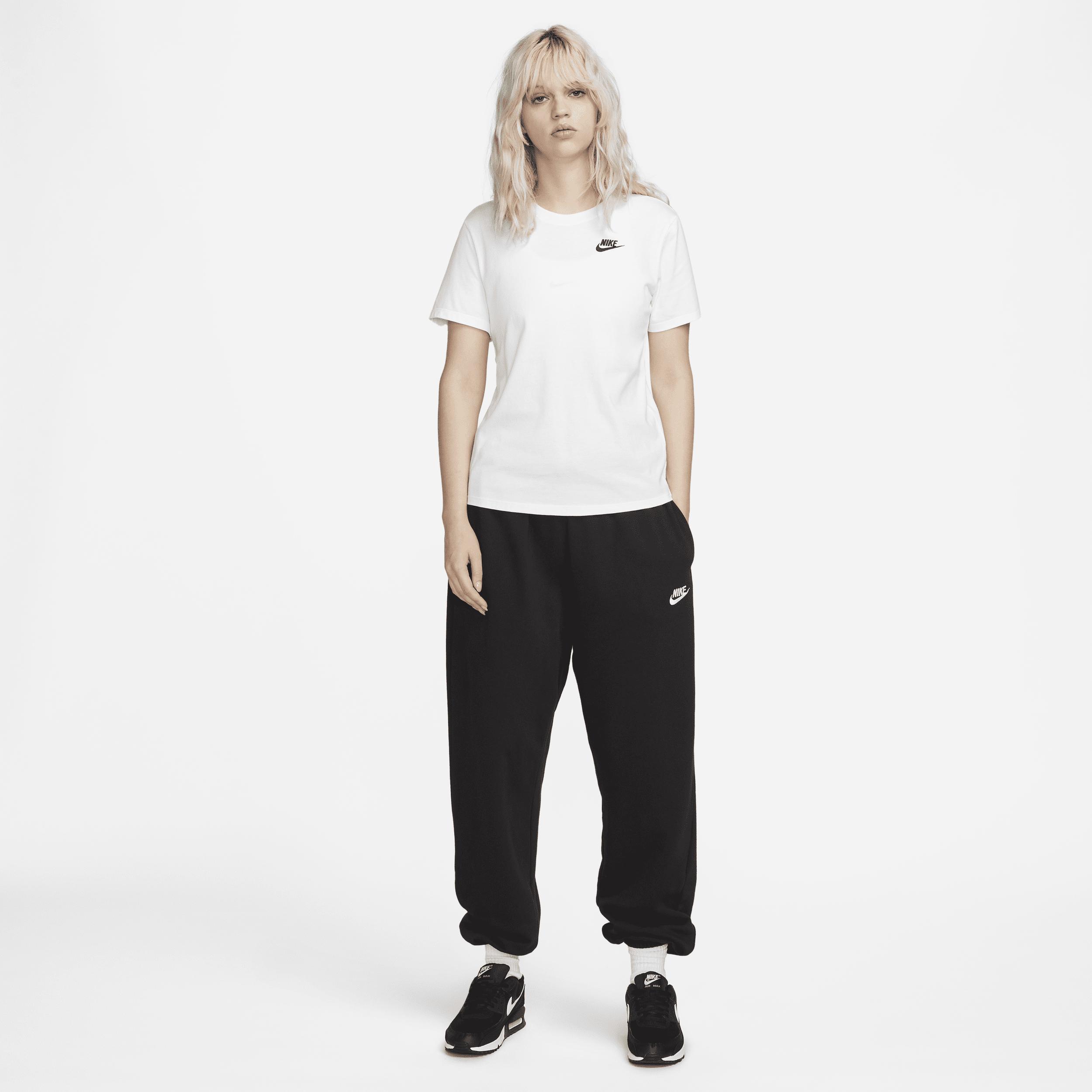 Women's Nike Sportswear Club Essentials Tee,  Product Image