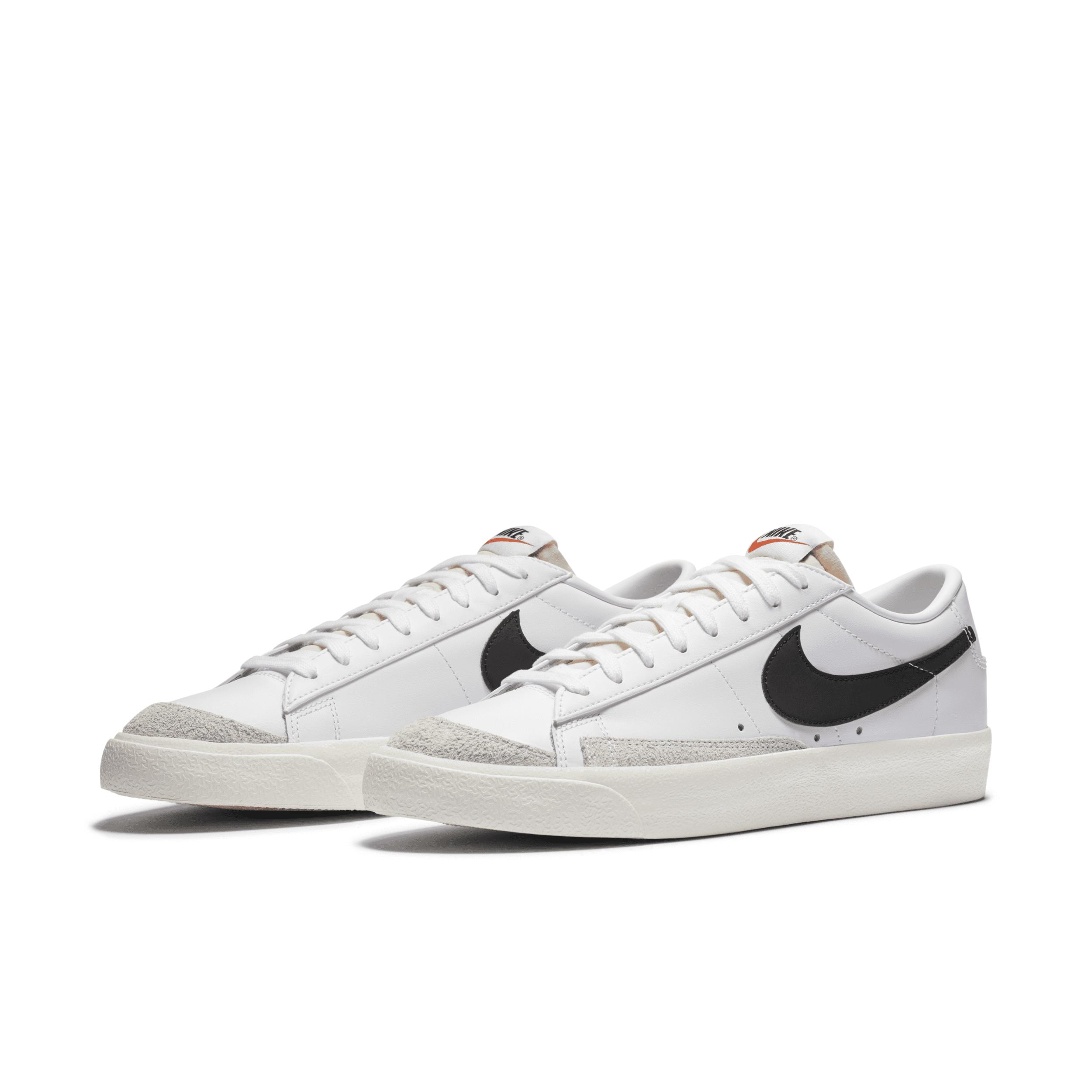 Nike Mens Blazer Low 77 Vintage Shoes | DA6364-101 Product Image