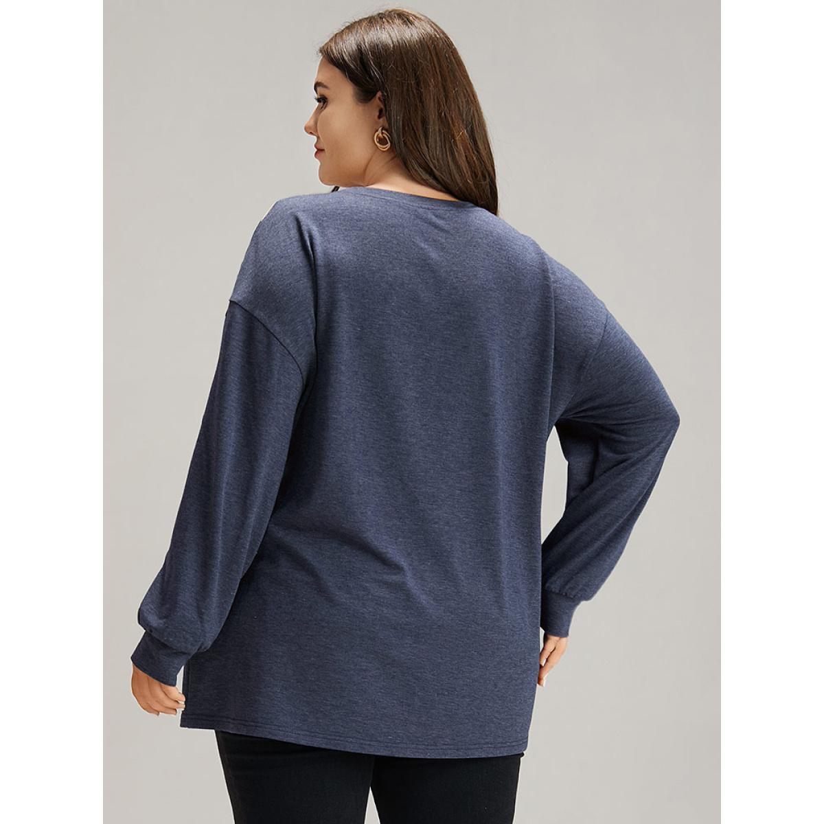 Plus Size Bandana Geometric Print Patchwork Crew Neck Sweatshirt Women Indigo Casual Elastic cuffs Round Neck Dailywear Sweatshirts BloomChic 22-24/3X Product Image