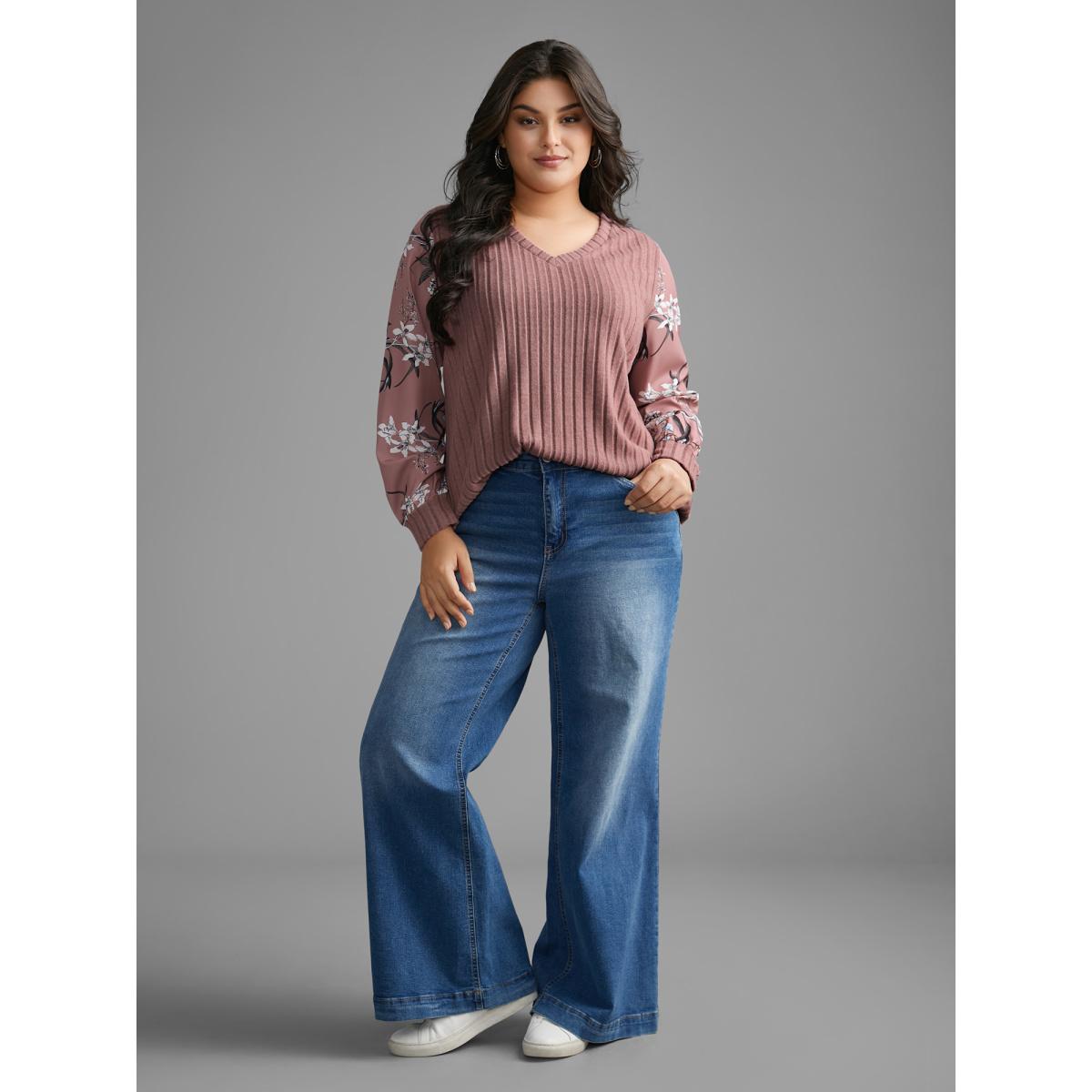 Plus Size V Neck Floral Patchwork Pit Strip T-shirt DustyPink Women Casual Texture Natural Flowers V-neck Loose Everyday T-shirts BloomChic 18-20/2X Product Image