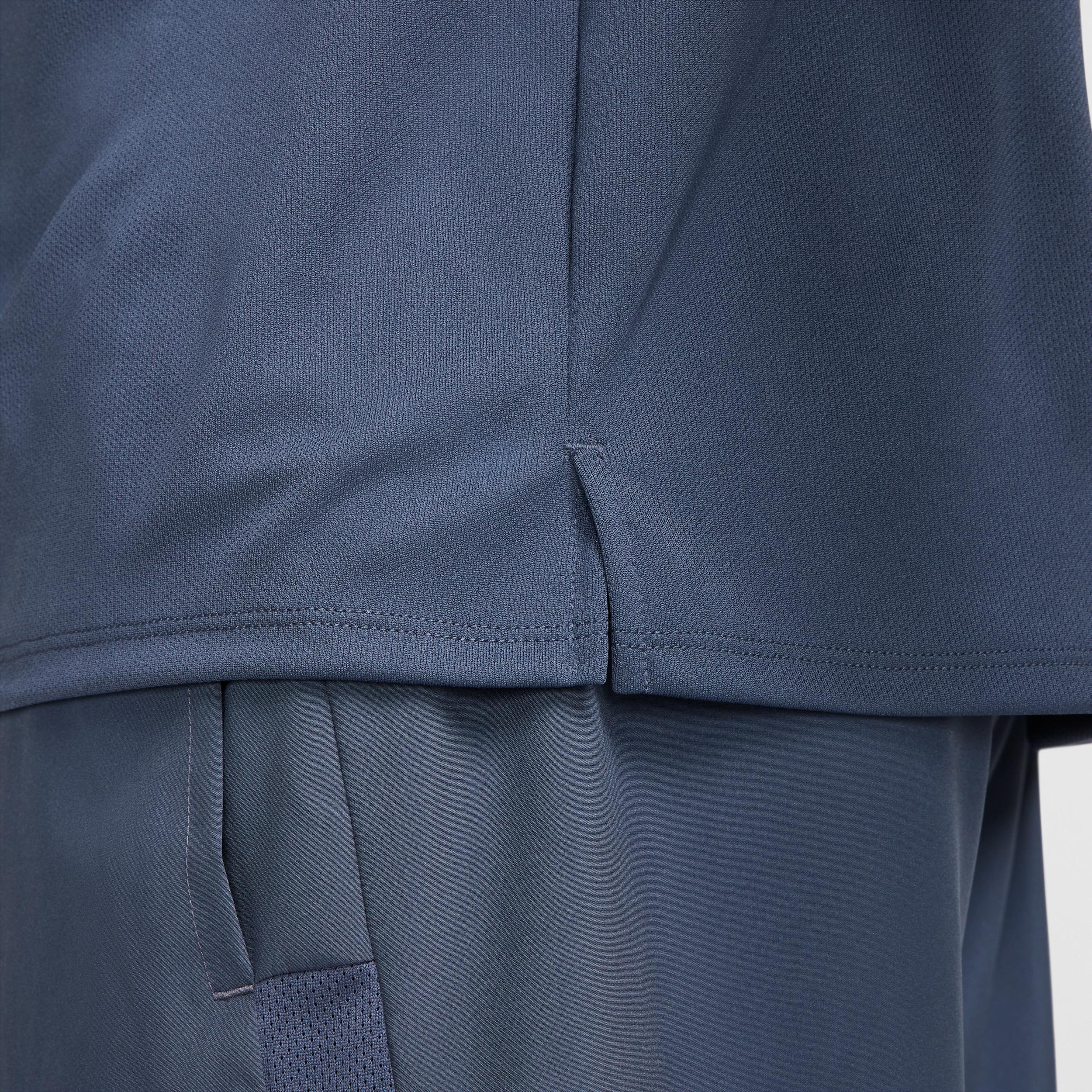 Nike Men's Miler Dri-FIT Running Tank Top Product Image