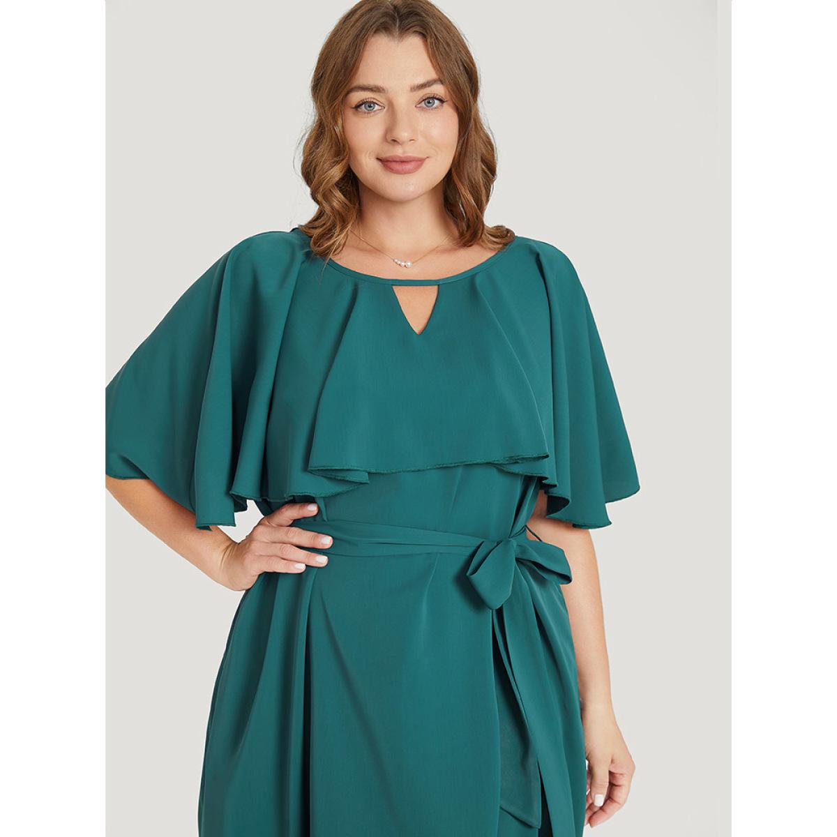 Plus Size Plain Keyhole Pocket Belted Ruffles Dress Emerald Women Elegant Belted Keyhole Cut-Out Short sleeve Curvy Midi Dress BloomChic 12/L Product Image