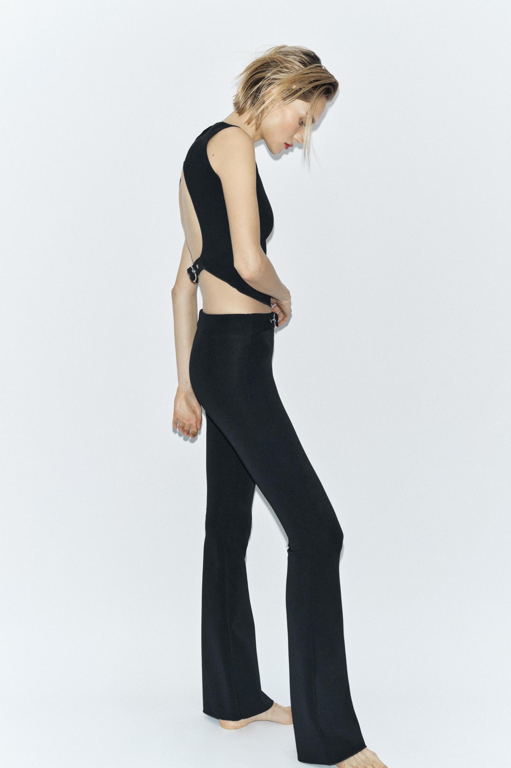 CONTOURING STRETCH FLARE PANTS Product Image